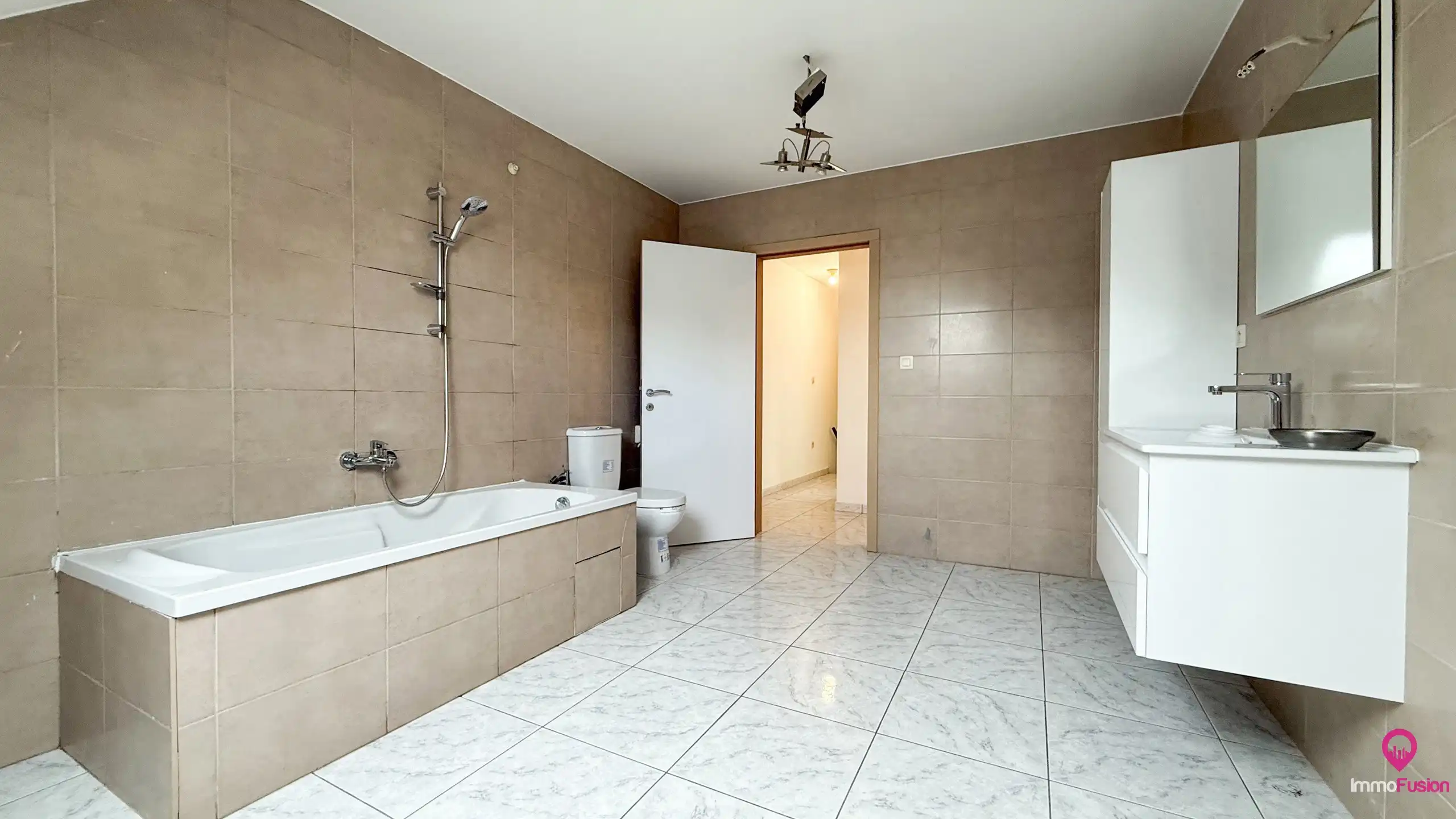 Duplexapp. met 3 slaapkamers comfort en een prachtig terras! foto 28