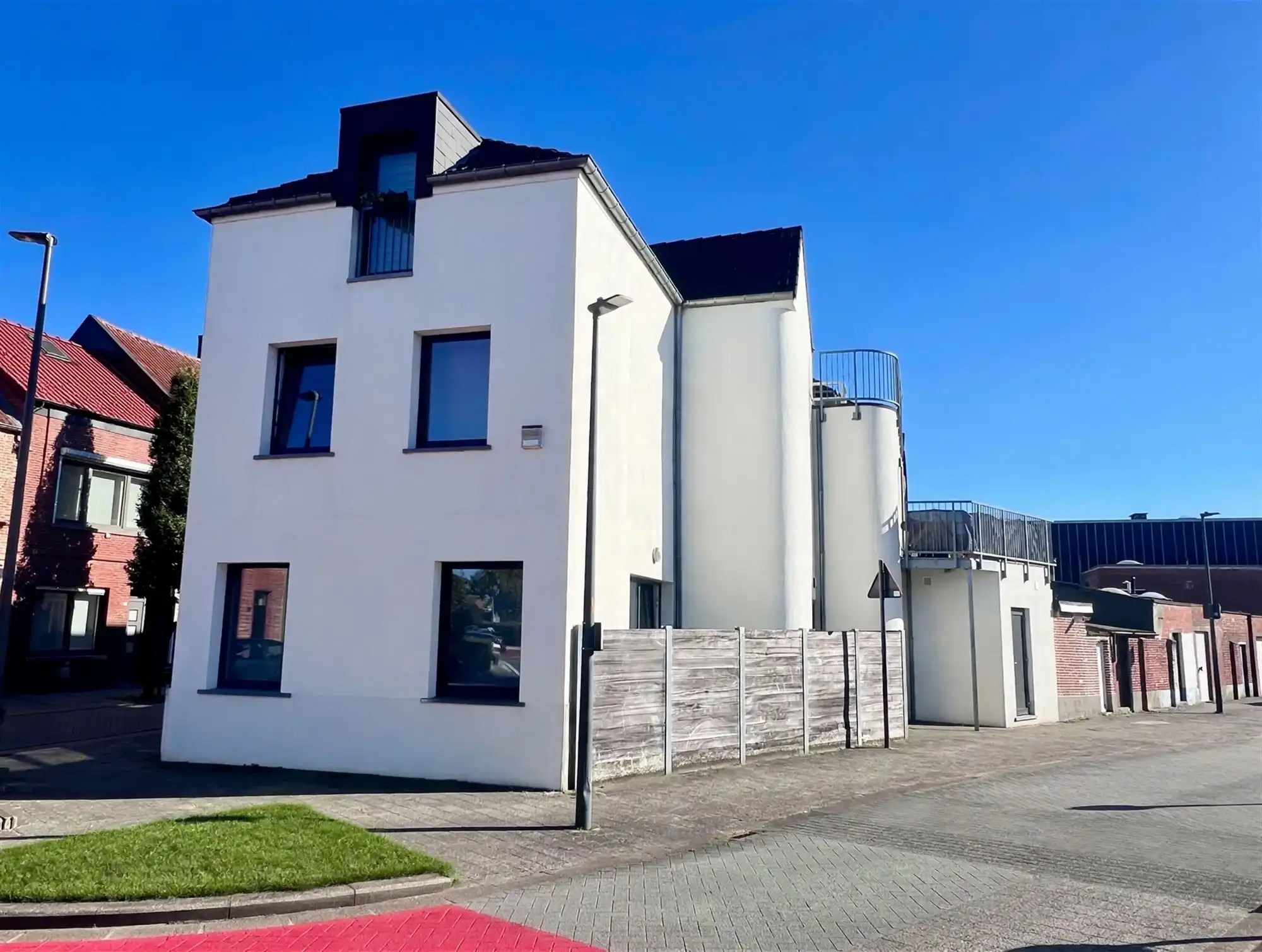 Appartement 88 m² met 2 slaapk, terras en fietsenberging foto {{pictureIndex}}