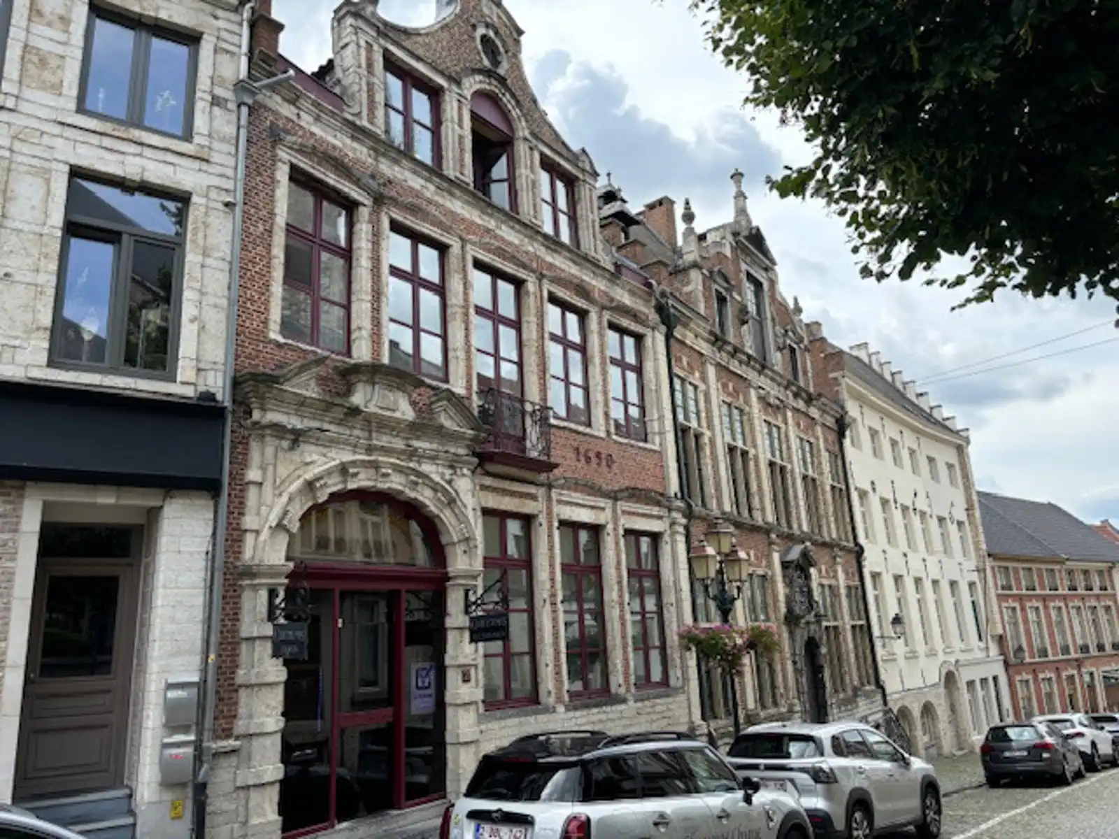 Opbrengsteigendom in hartje Tienen foto 2