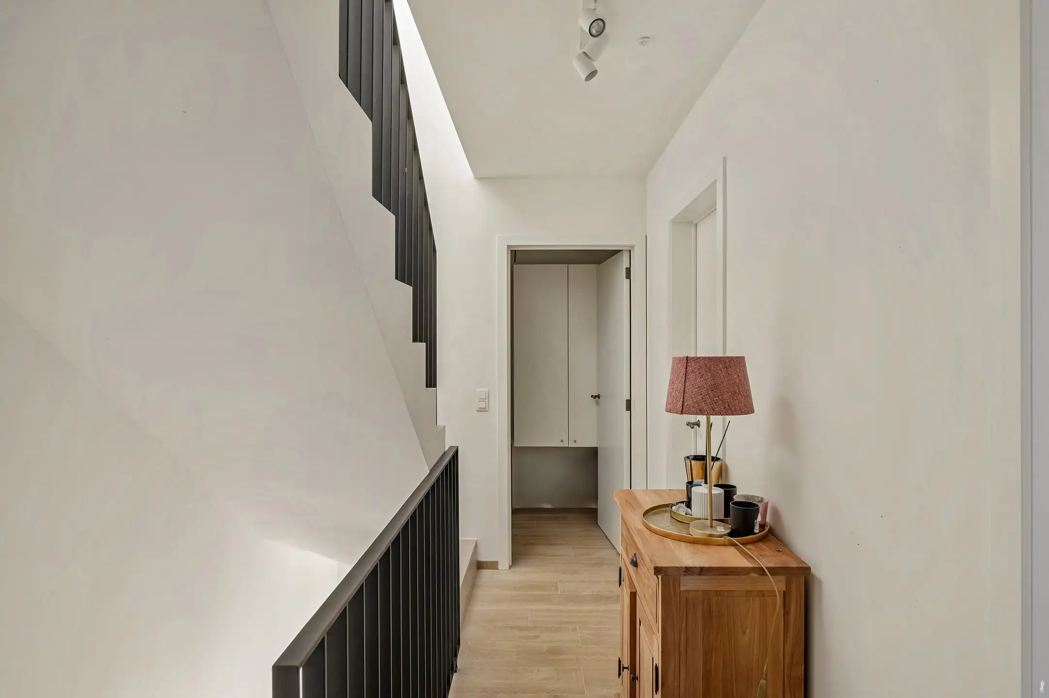 Zeer recente nieuwbouw BEN-woning met tuin én parking. foto 10