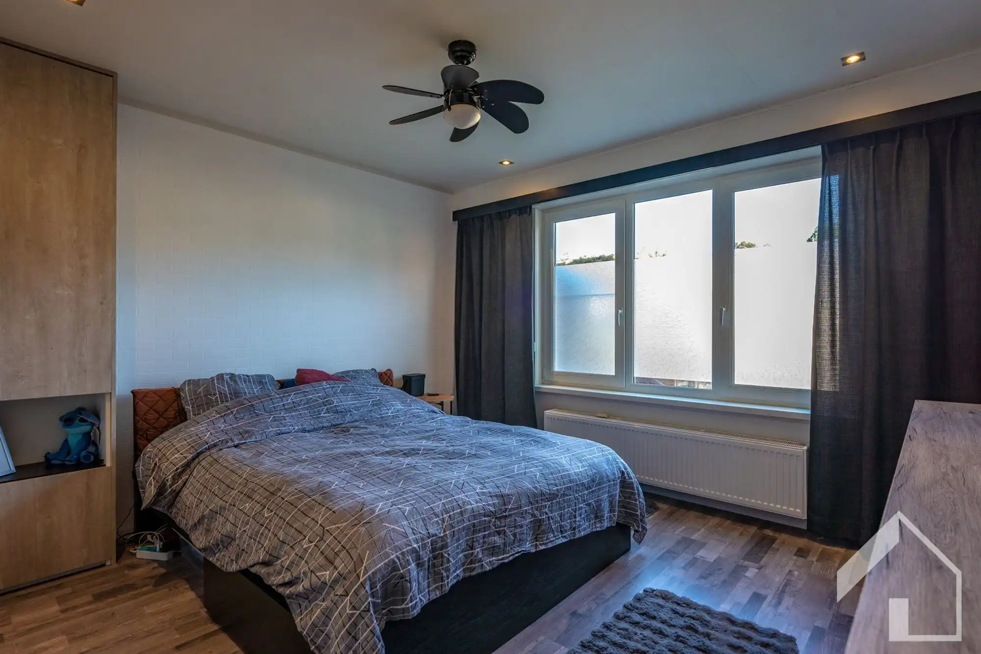 Instapklaar gelijkvloers appartement met 2 slaapkamers, tuin en terras foto 8