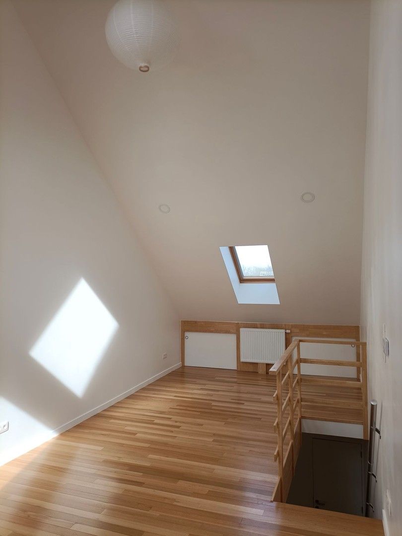 Instapklare, gezellige woning vlakbij centrum Heule! foto 12