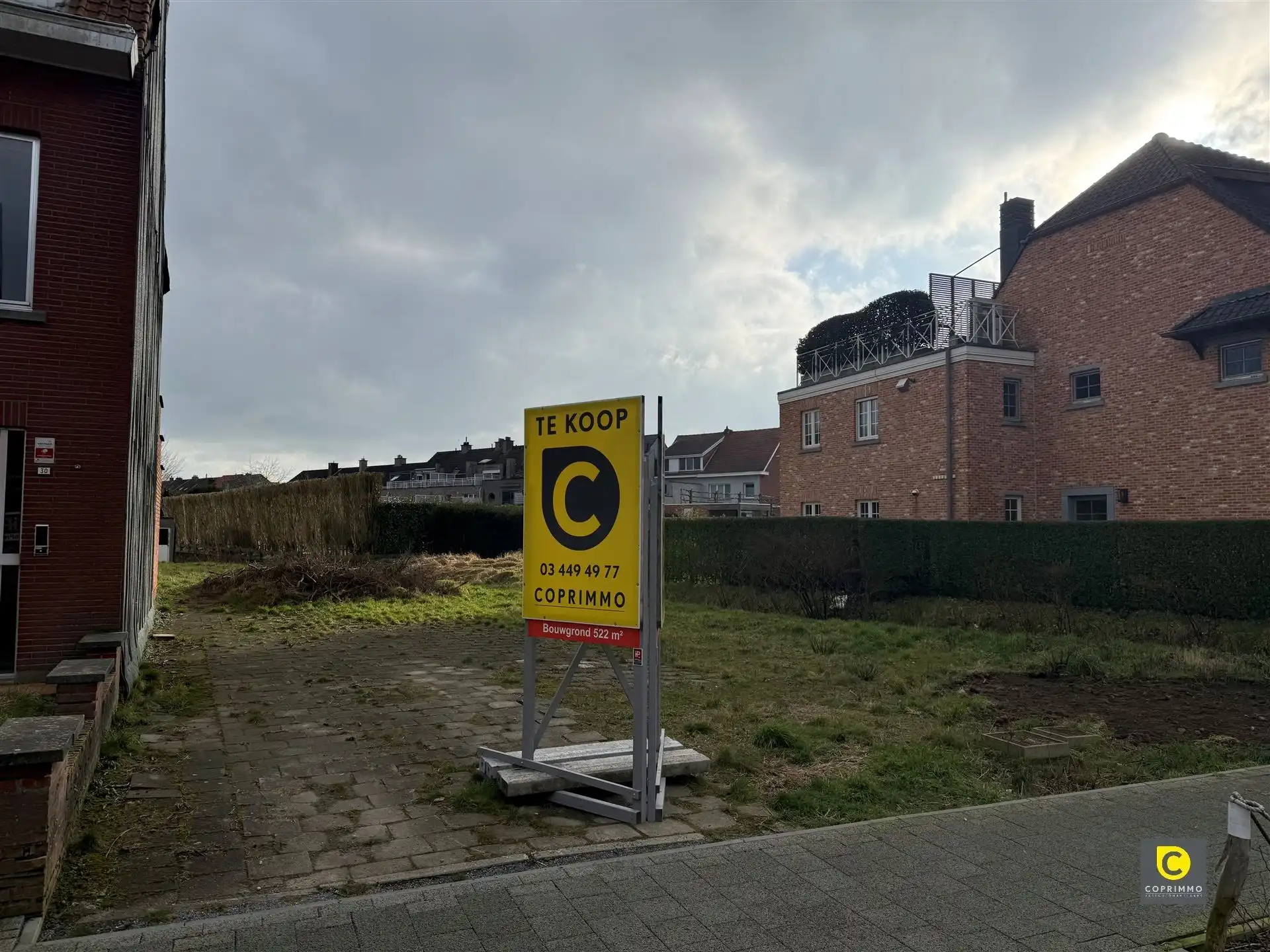 Bouwgrond: 456,52  m² foto {{pictureIndex}}