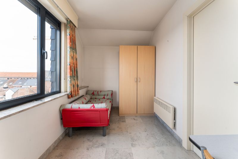 Ruim duplex dakappartement met twee slaapkamers nabij de Grote Markt foto 10
