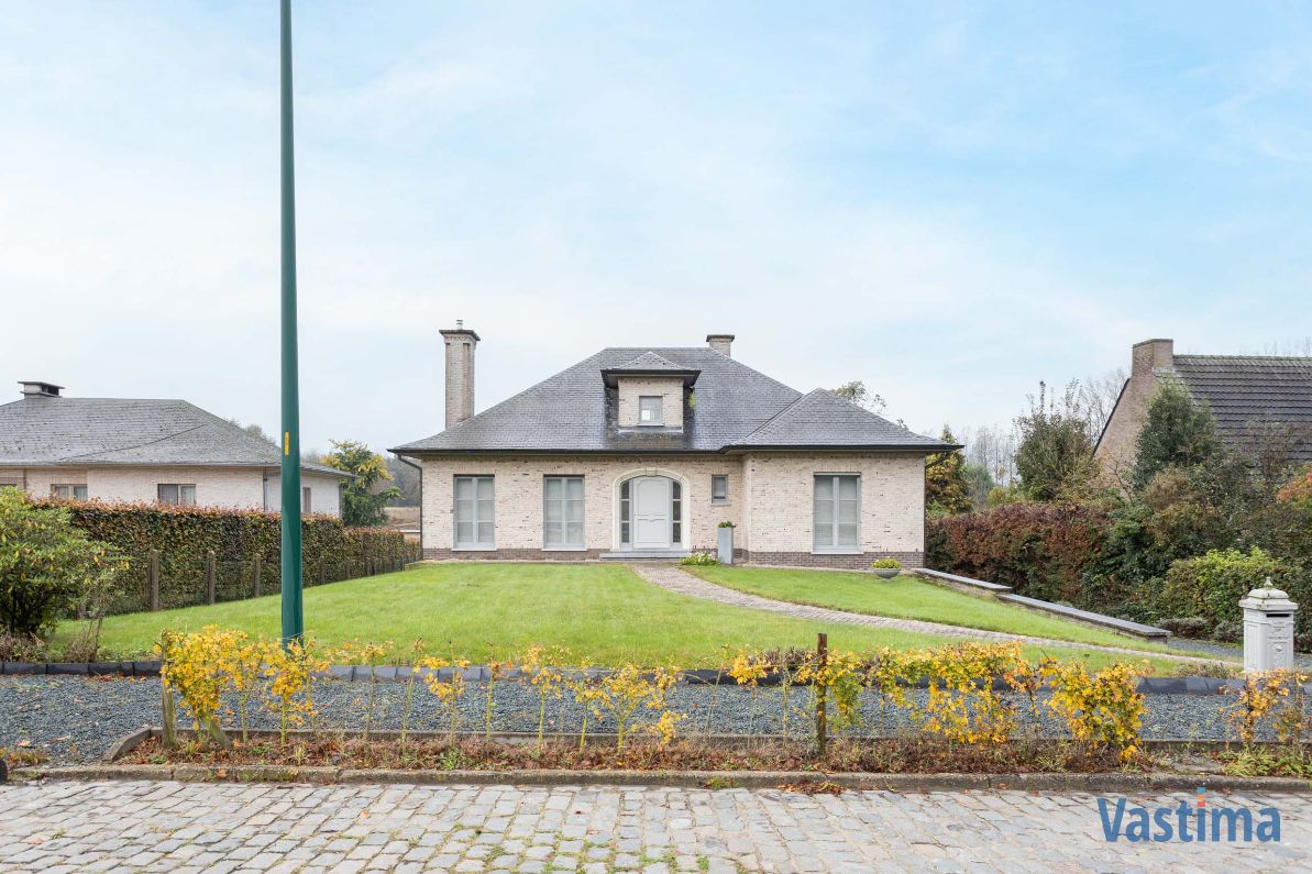 Stijlvolle villa met royale woonruimtes aan Kravaalbos foto 4