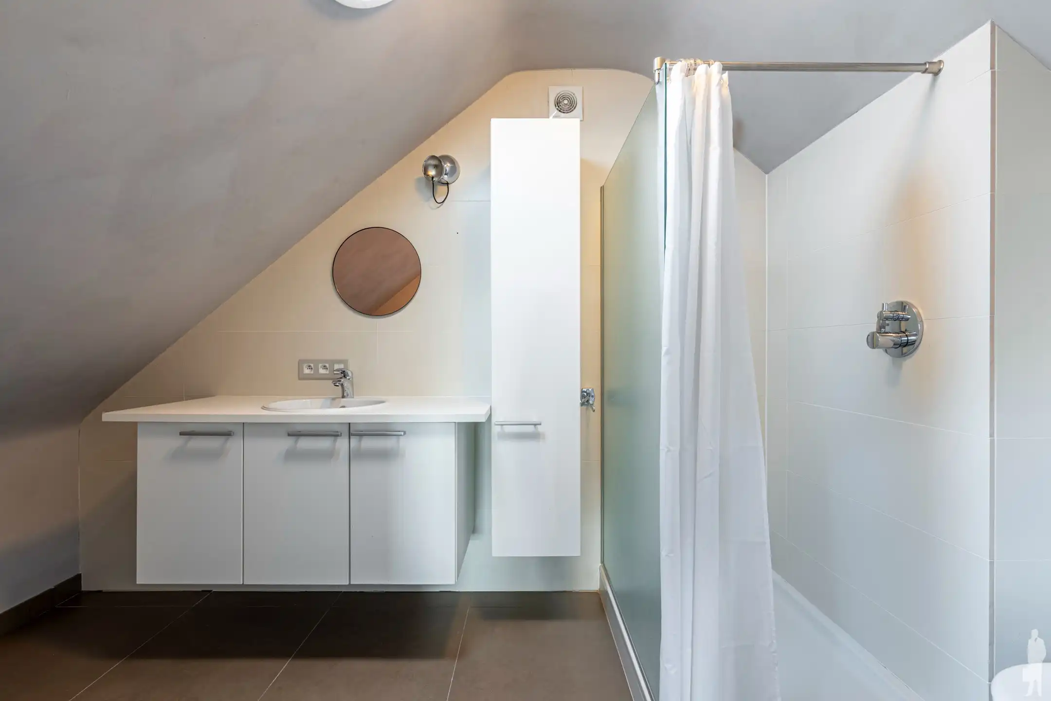 Knap duplex appartement in hartje Hoogstraten foto 19