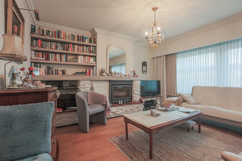 Tot in de puntjes onderhouden woning met 3 slaapkamers, ruime garage en tuin (ENERGIELABEL C). foto 7