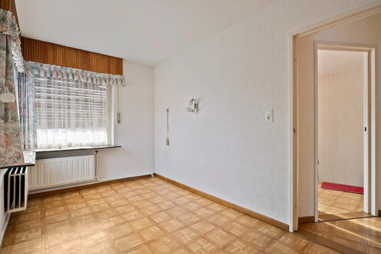 Ruime te renoveren gezinswoning met 4 slpks in het centrum van Herentals ! foto 19