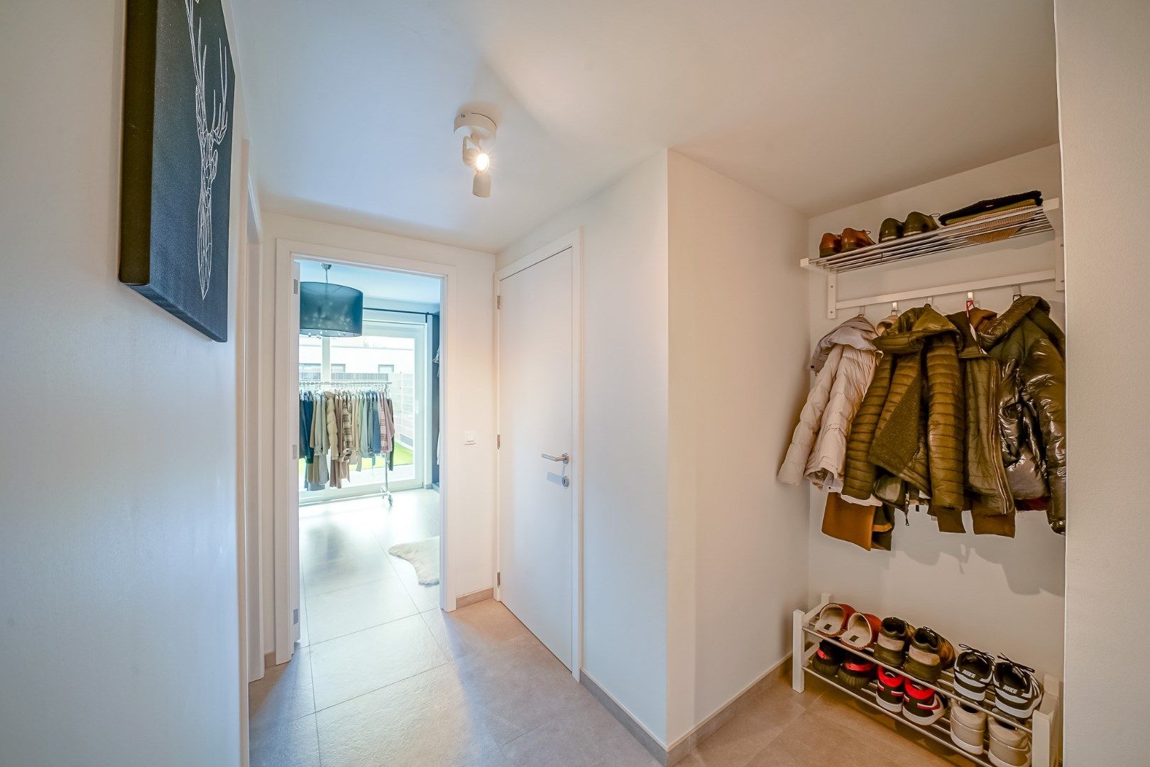 Recent gelijkvloers 2-slaapkamer appartement vlakbij de Spuikom te Bredene foto 19