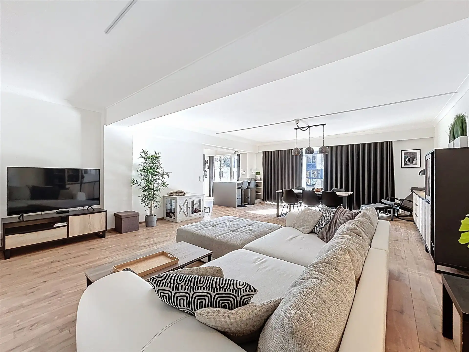 energiezuinig 3 slaapkamer appartement met terras op toplocatie foto 2