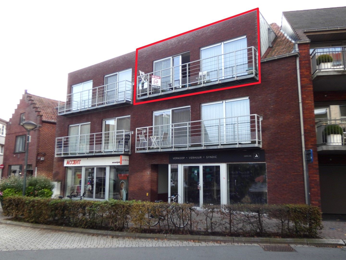 Instapklaar appartement, 1 slpk, terras, Torhout foto {{pictureIndex}}