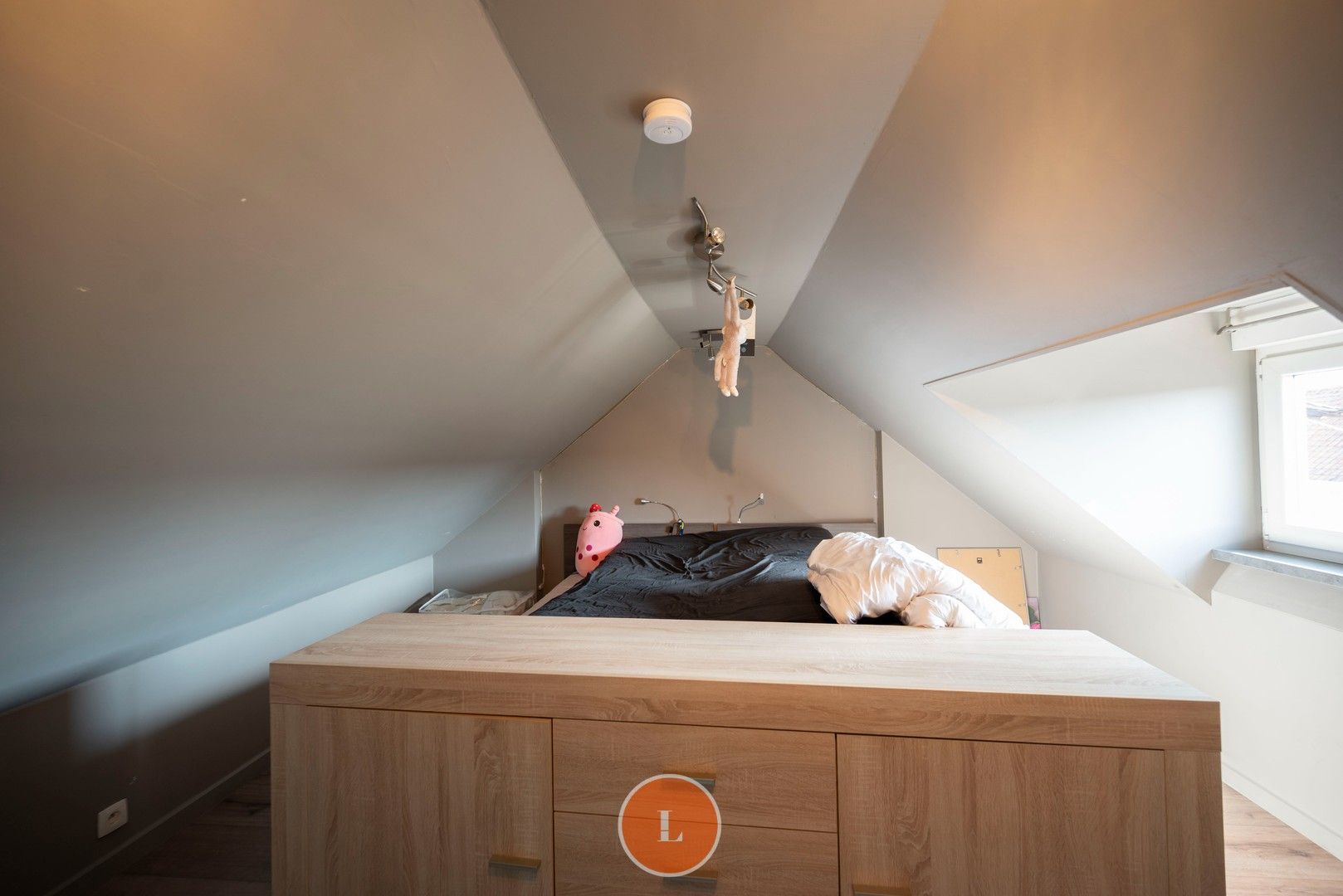Instapklare woning met garage in Menen foto 12