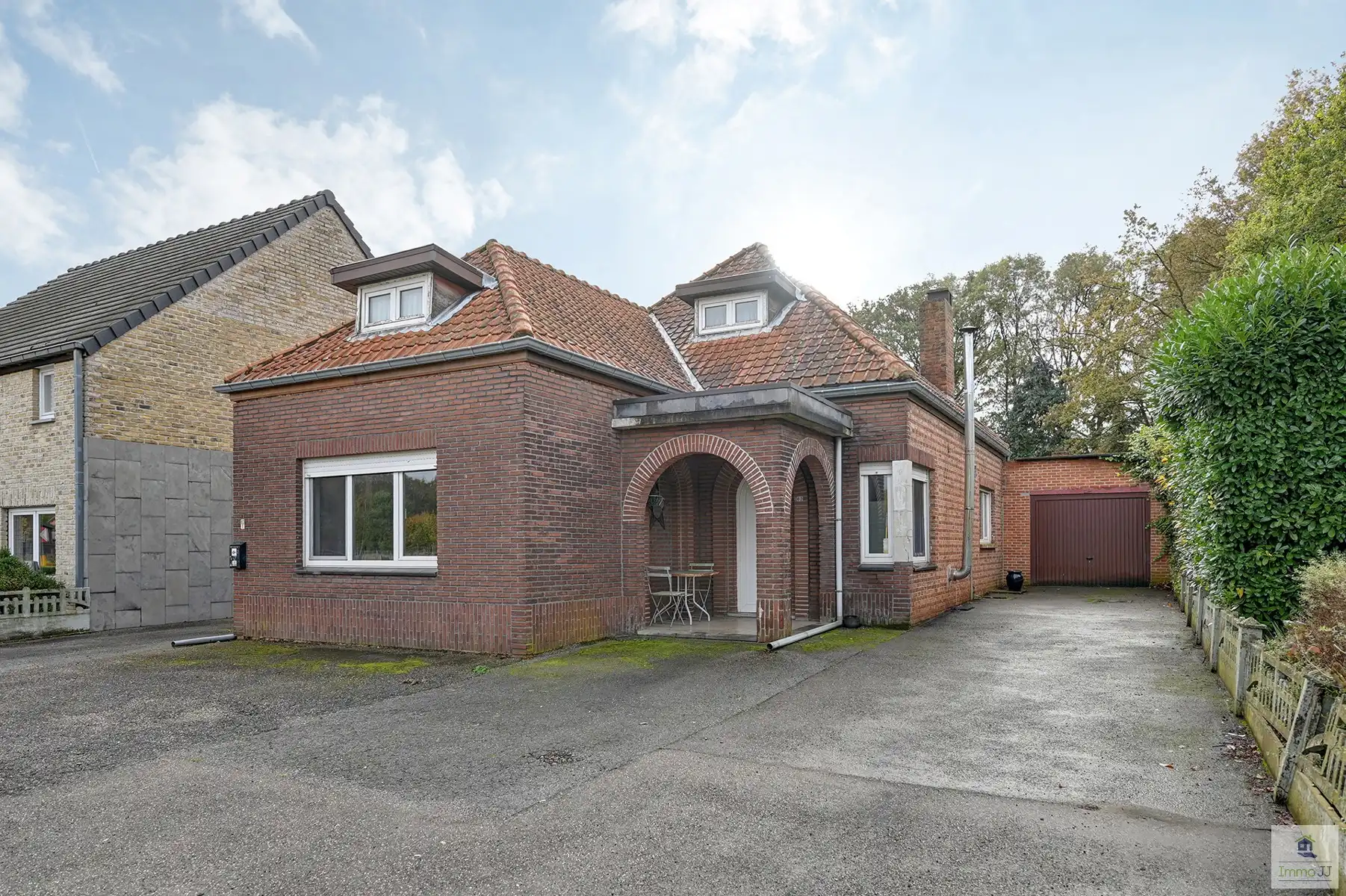 Te renoveren tweegezinswoning foto 21