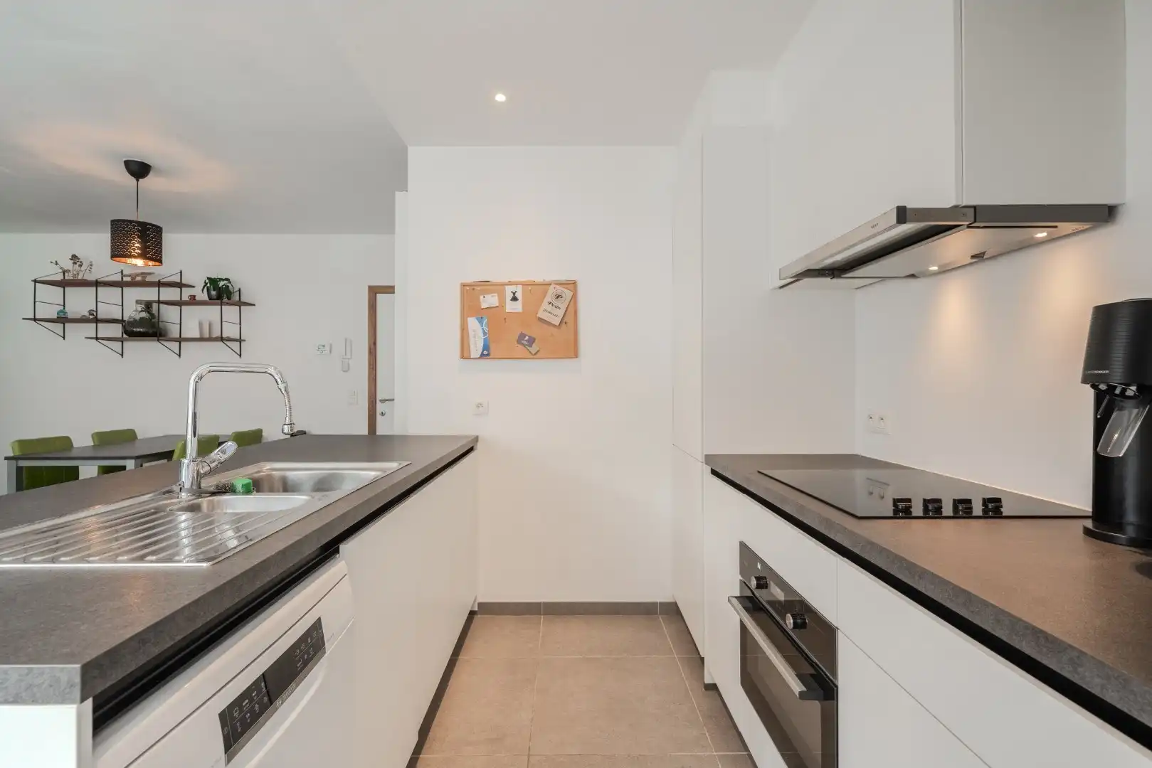 Instapklaar appartement dichtbij zee foto 9