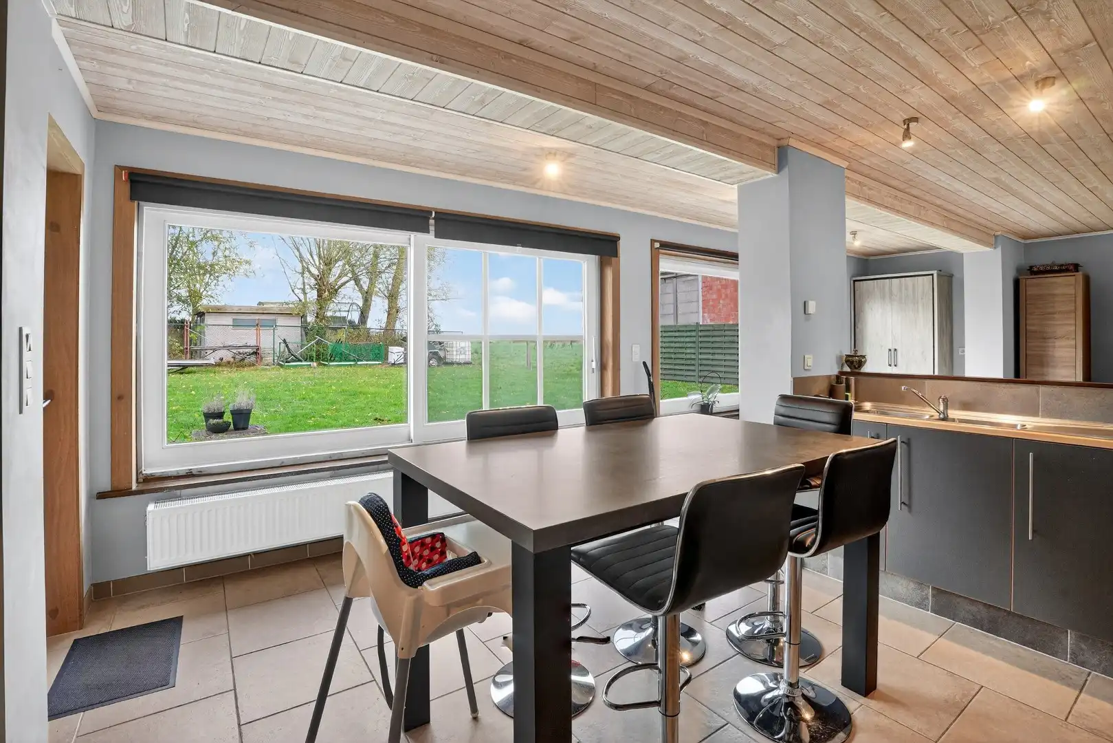 Instapklare woning op ruim perceel (880 m²) met prachtig landelijk uitzicht in Merkem foto 16