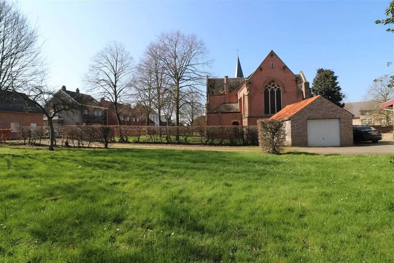 Prachtig, volledig vernieuwde woning met 3 slpk. foto 30