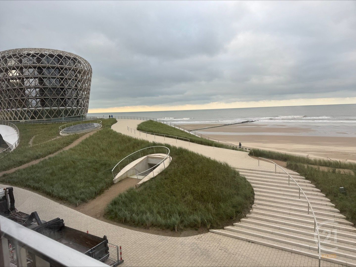 Appartement met zeezicht op de Zeedijk van Middelkerke foto {{pictureIndex}}