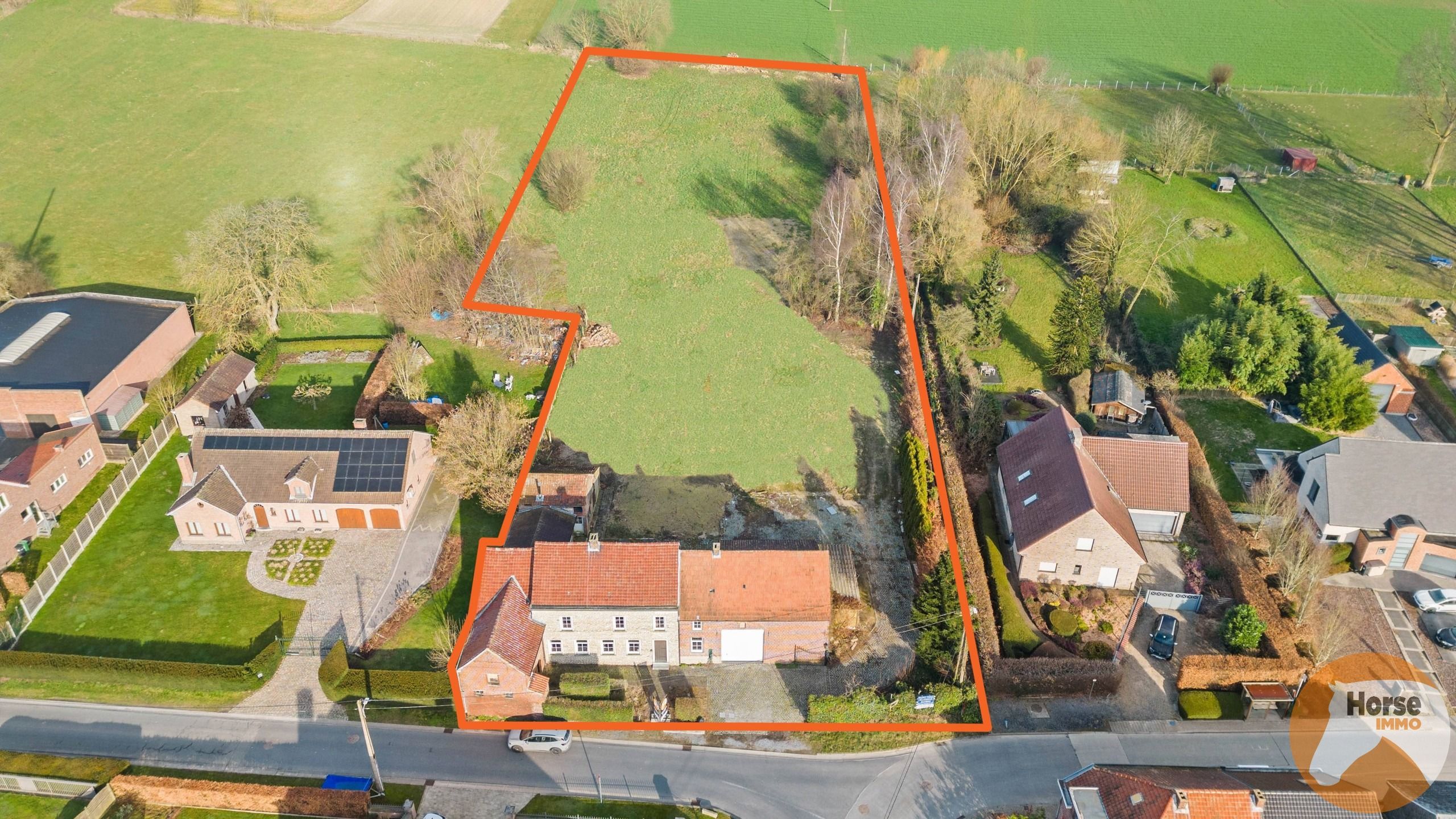GALMAARDEN  - Unieke woning met grote werkplaats foto 3