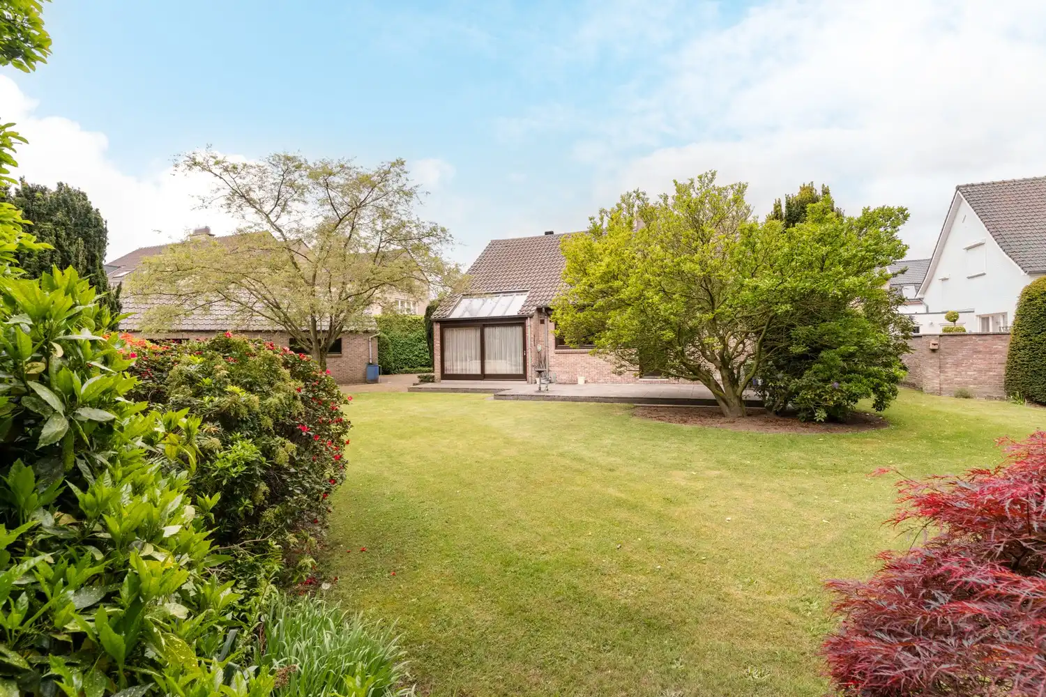 Karaktervolle woning in het centrum van Hamont met een mooi perceel grond foto 33