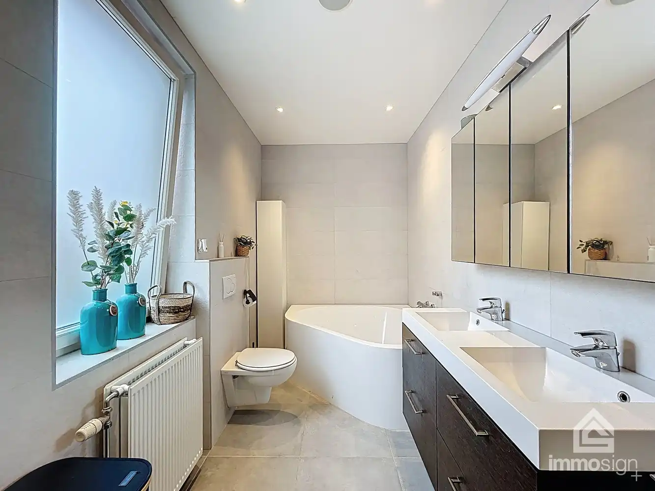 Zeer ruime woning met werkplaats in Hamont-Achel! foto 16