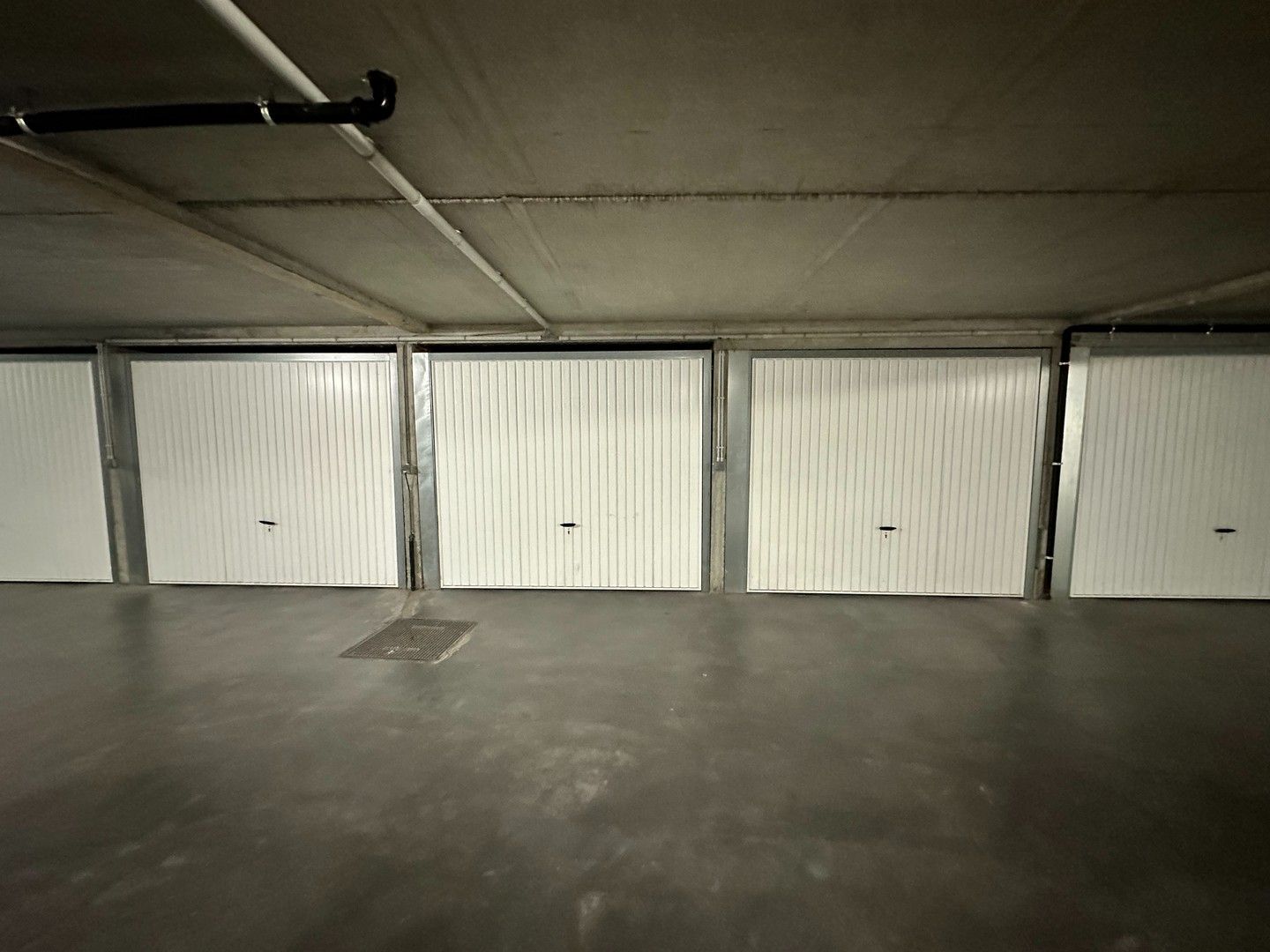 Te koop dubbele garagebox in het centrum van Oud Knokke - Graaf Jansdijk foto 4