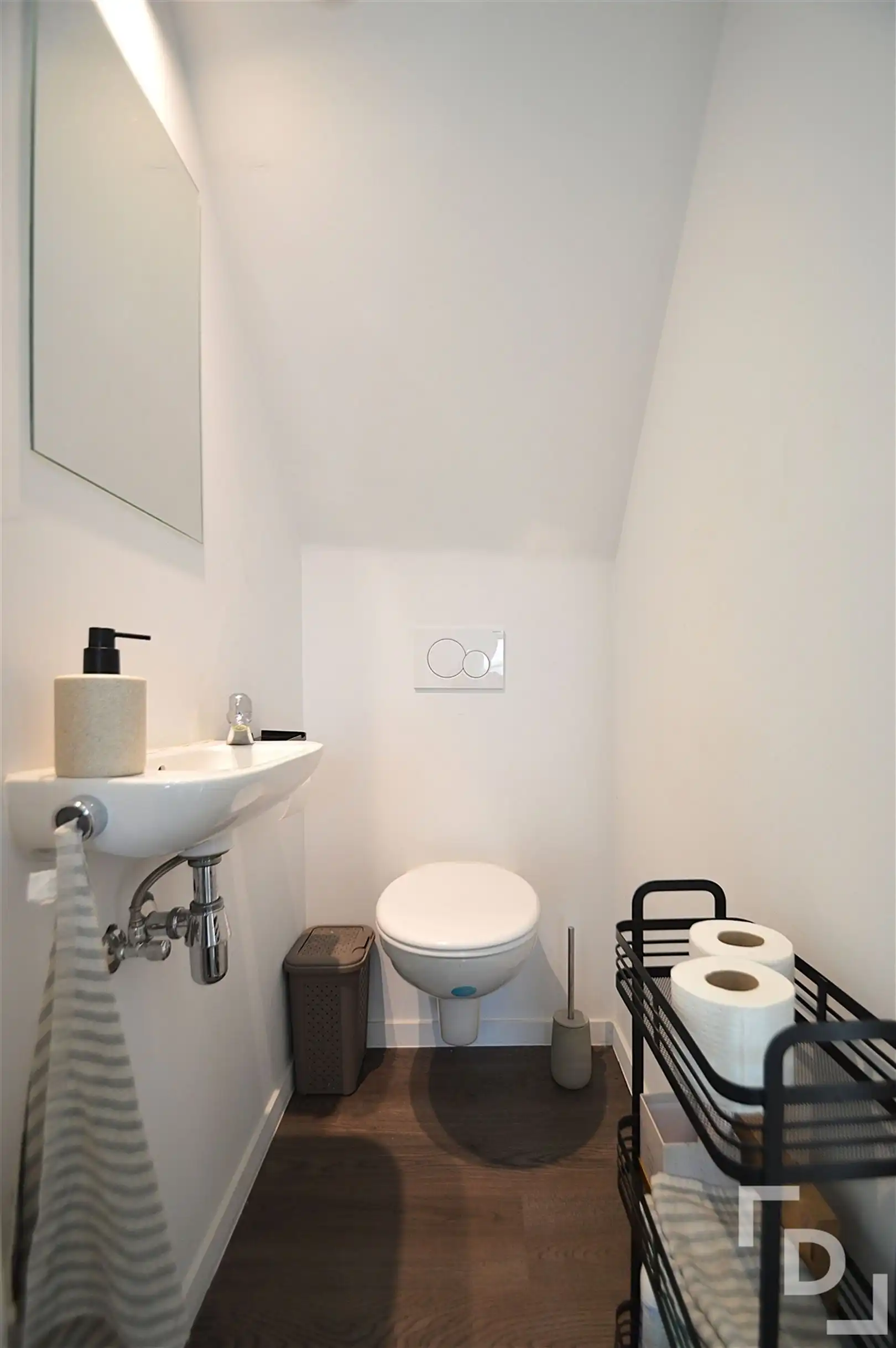 Ruim duplex-appartement te huur in Ieper foto 17