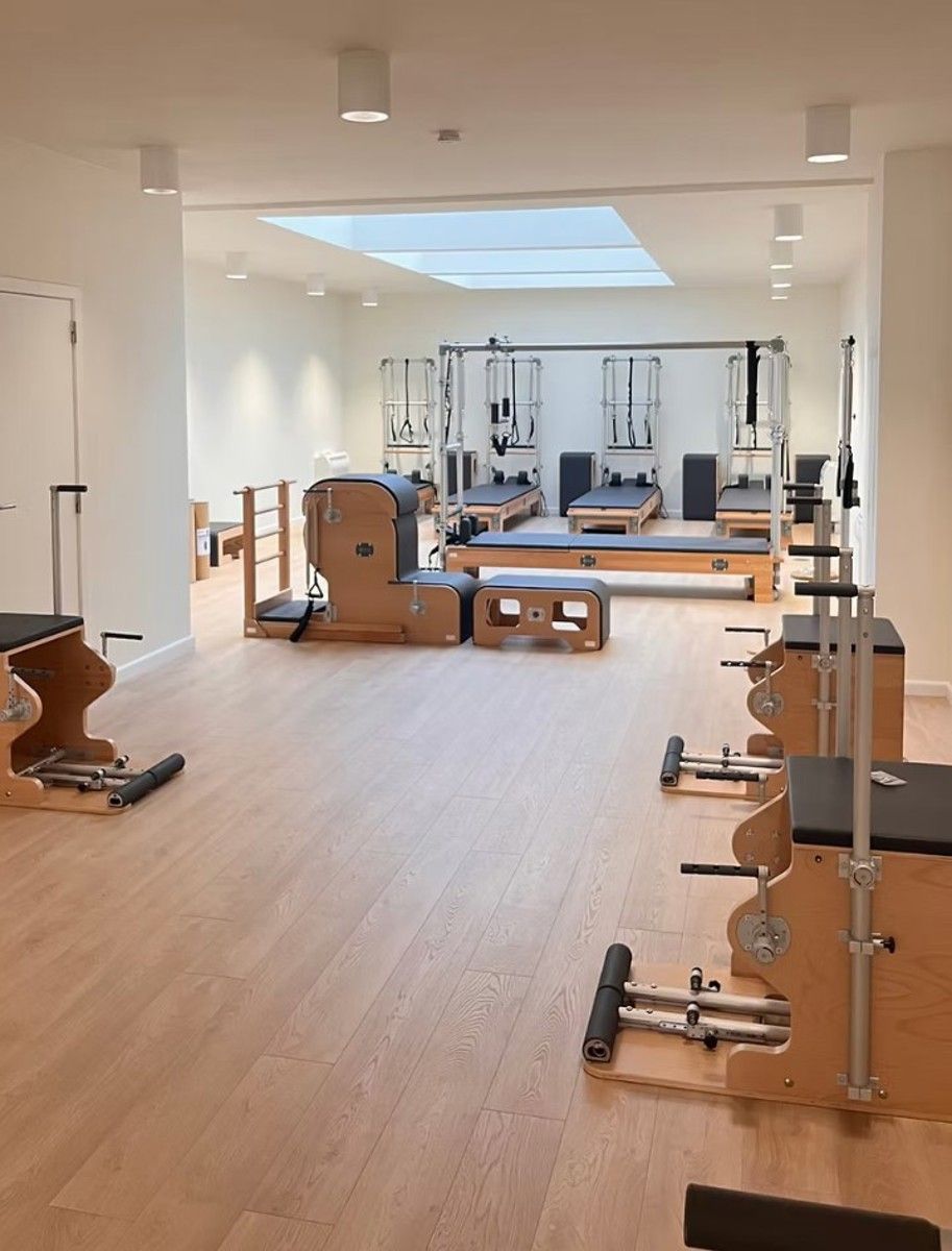 Commerciële Ruimte met Privatieve Kelder en Parking foto 13