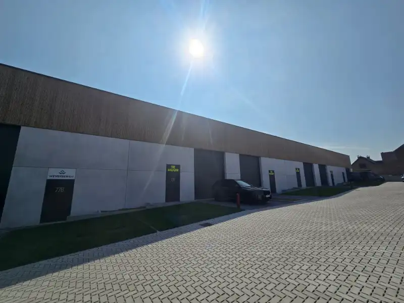 Nieuwbouw KMO-units te huur foto {{pictureIndex}}