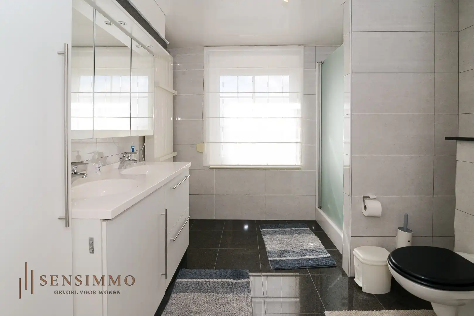 Halfopen woning met 4 slaapkamers foto 11