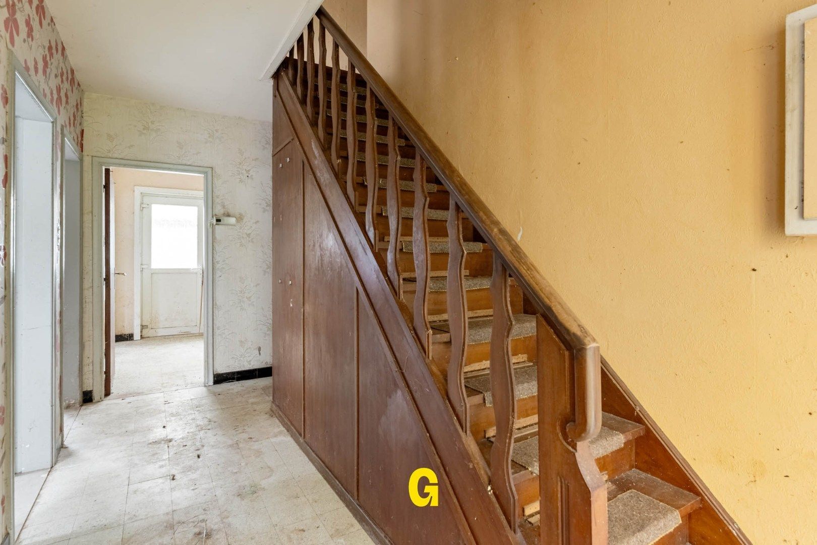 Grondig te renoveren halfvrijstaande woning met tuin op 15a 12ca in het landelijke Alt-Hoeselt foto 6
