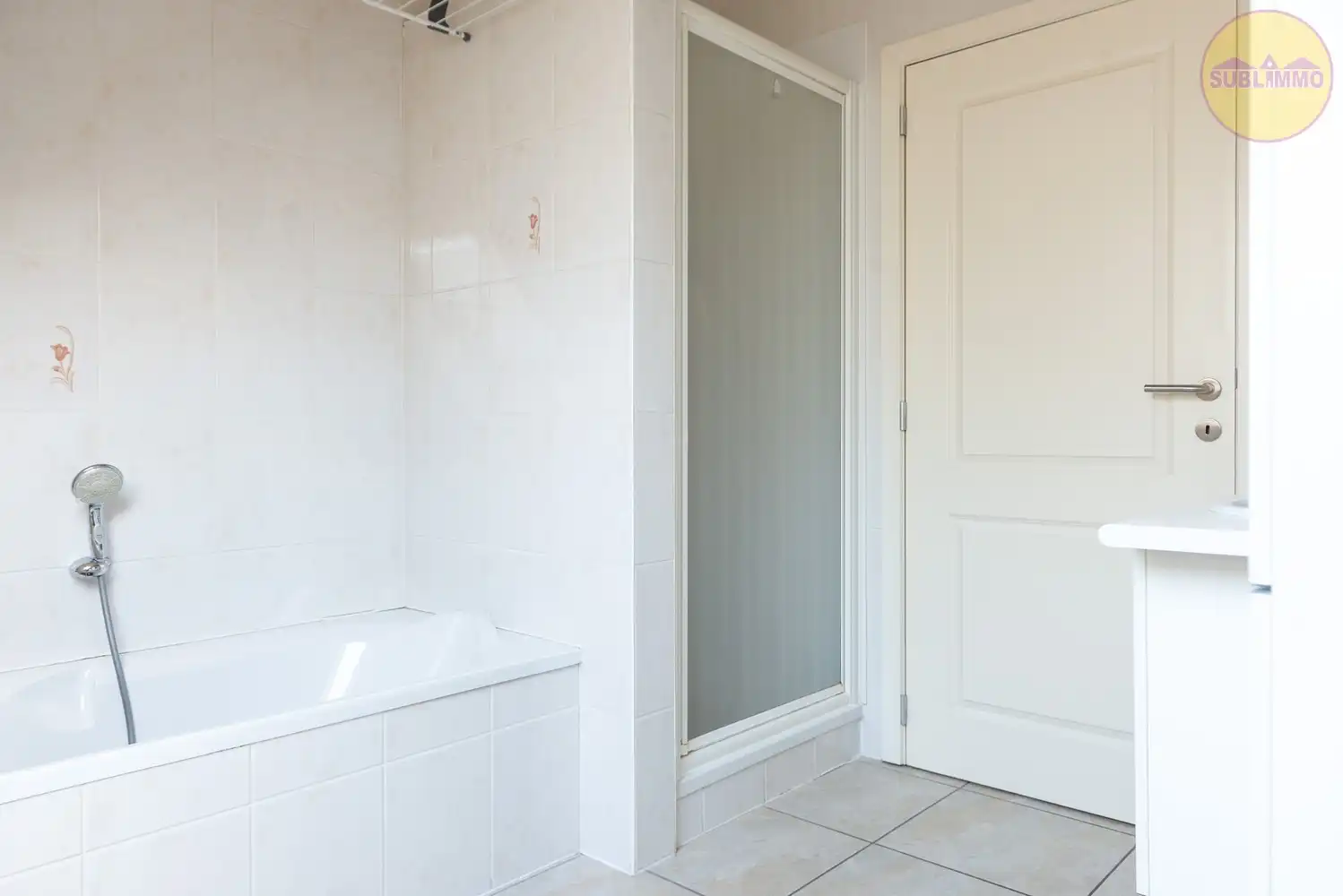 Prachtig appartement met 2 slaapkamers, terras, garage en berging in Leopoldsburg. foto 16