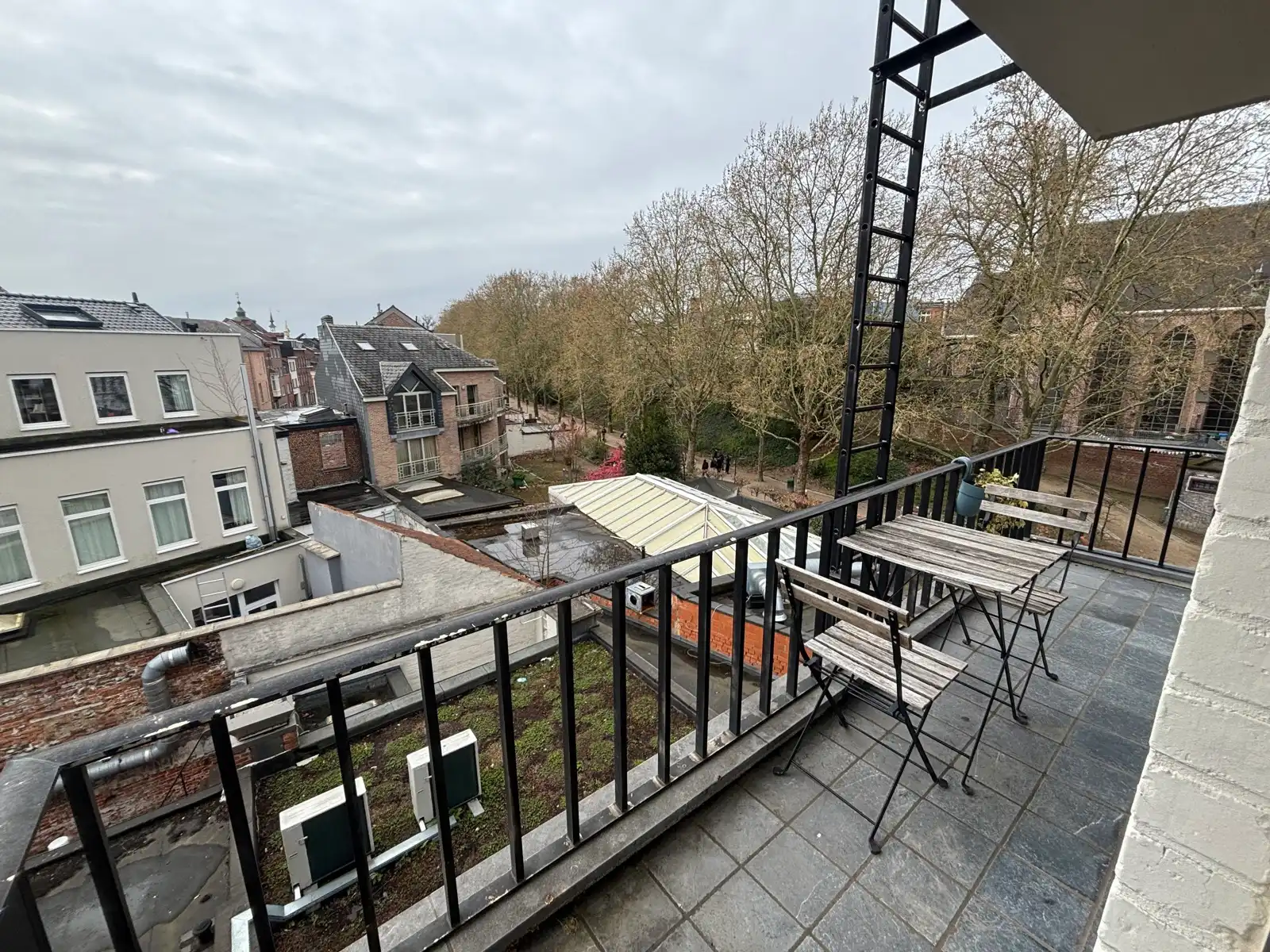 Kamer eigen sanitair en terras - Central Park  foto 4