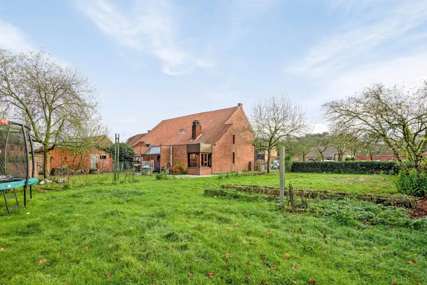 Verder te ontwikkelen eigendom van ca 17are met landelijke karakters. foto 21