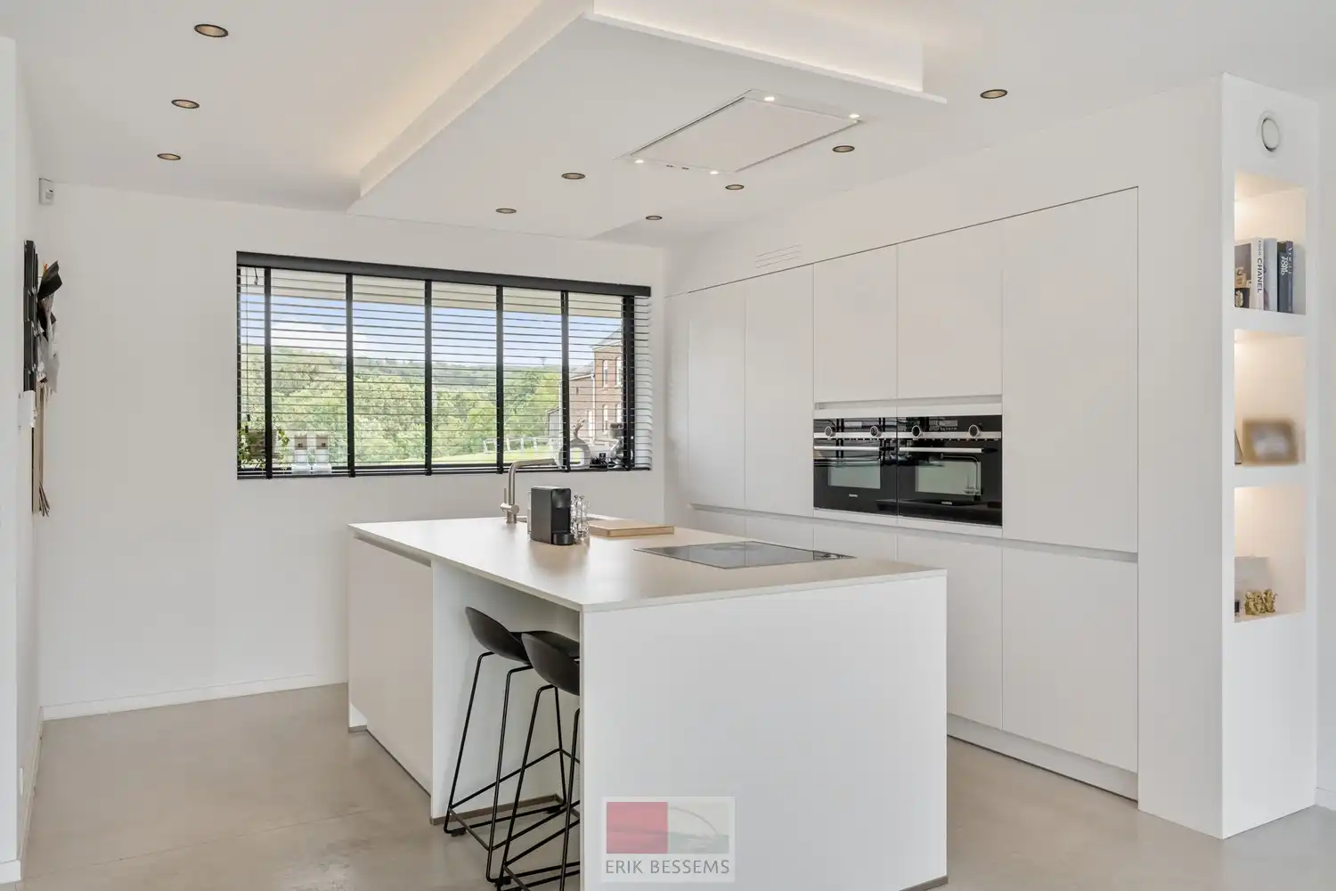 Energiezuinige, moderne woning met een bewoonbaar oppervlakte van circa 195 m², gelegen op een perceel van 776 m² in een rustige en groene omgeving. foto 7