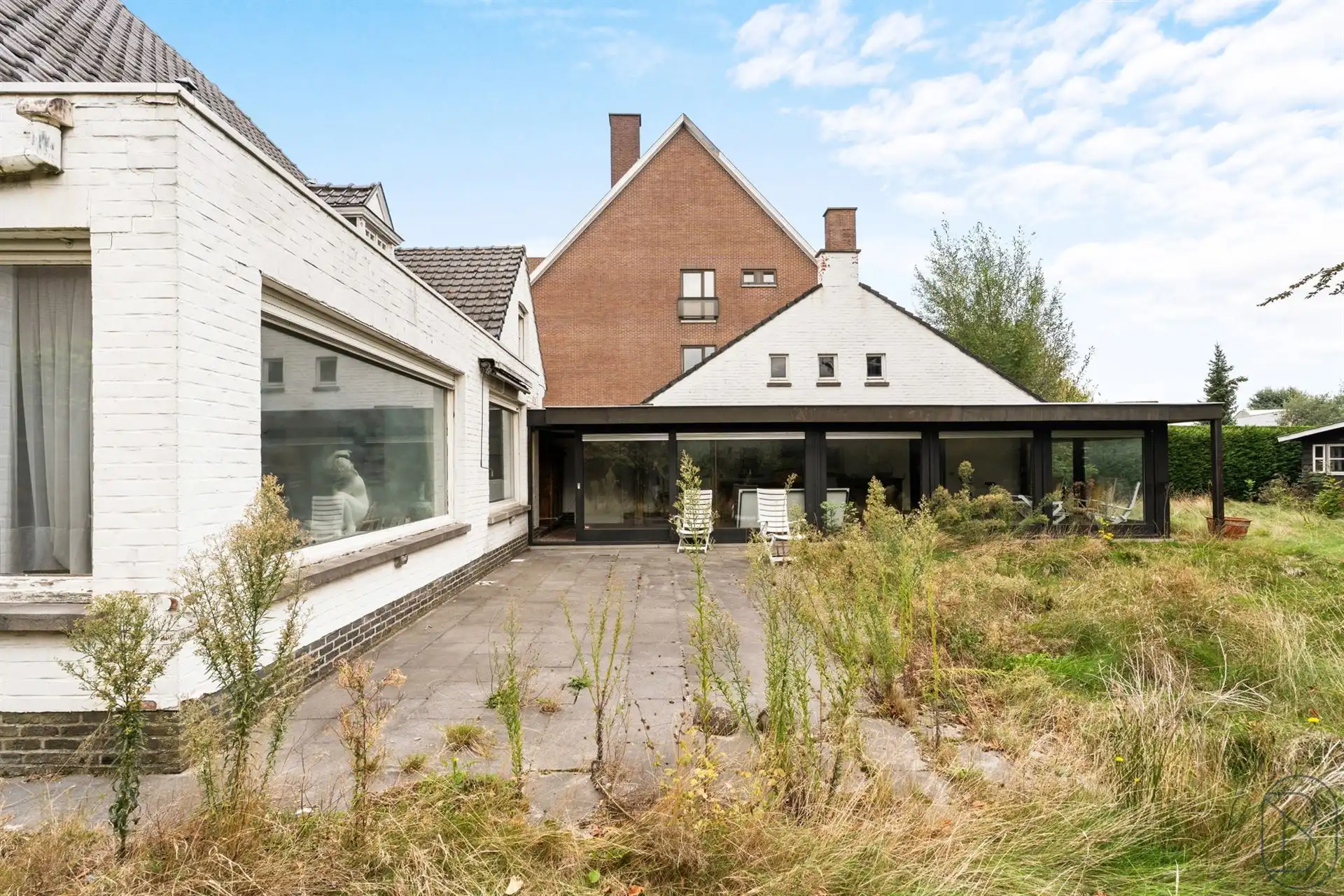 Te renoveren/af te breken villa met vergunning voor 8 app. foto 21