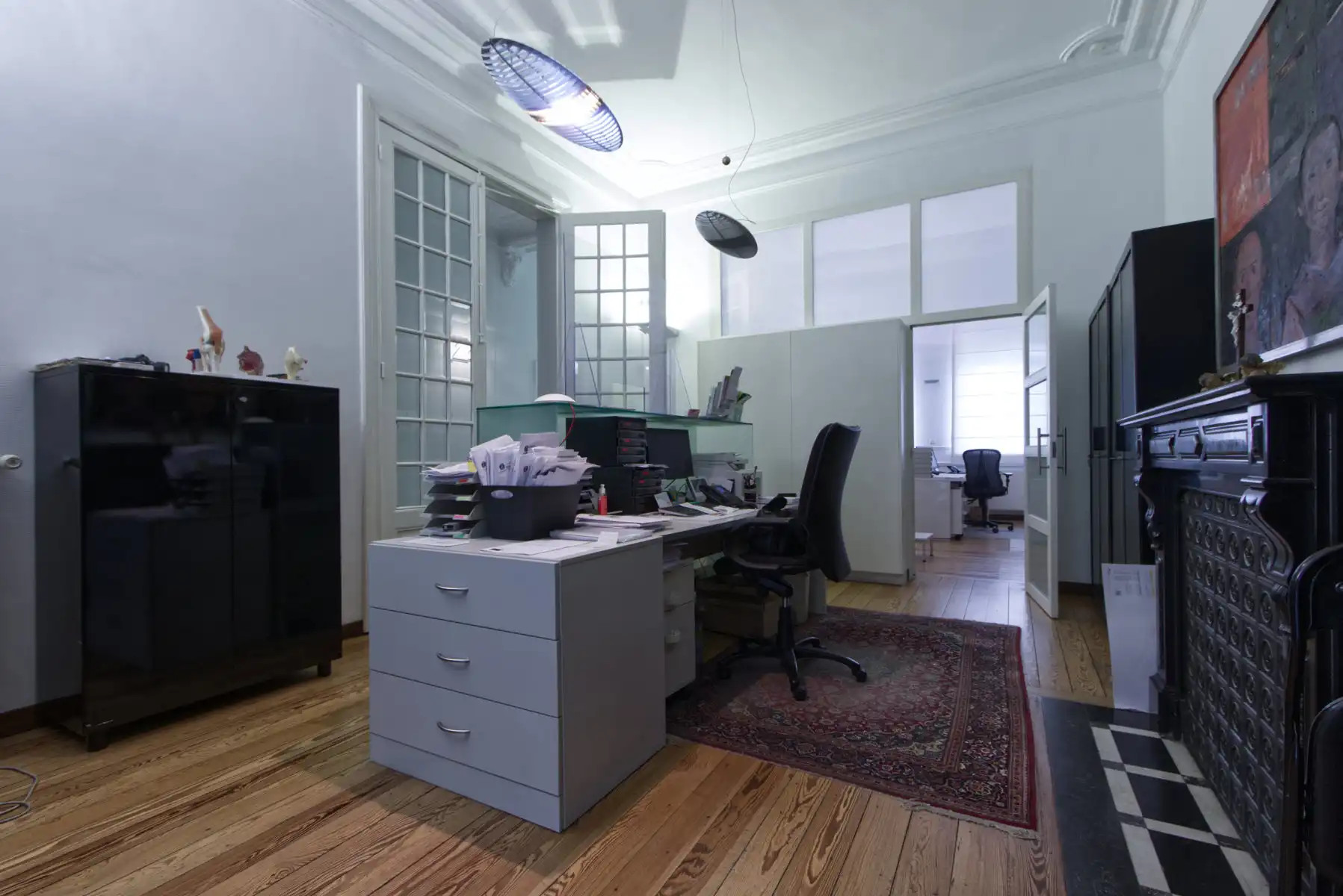 KANTOOR - 8 BURELEN - 16 tot 20 WERKPLAATSEN - PARKING MOG. foto 8