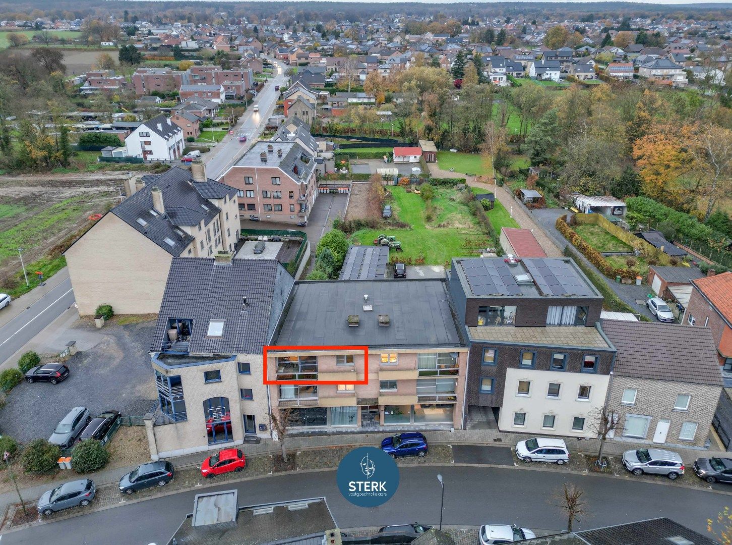 INSTAPKLAAR 2 SLPK-APPARTEMENT OP EEN CENTRALE LOCATIE IN HARTJE LANAKEN !   foto 4