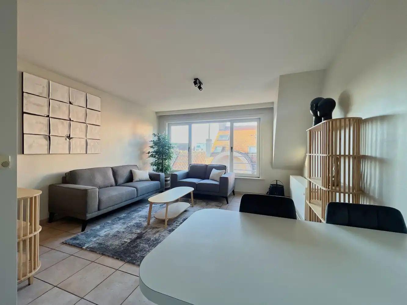 Ruim en lichtrijk 1-slaapkamerappartement met terras! foto {{pictureIndex}}