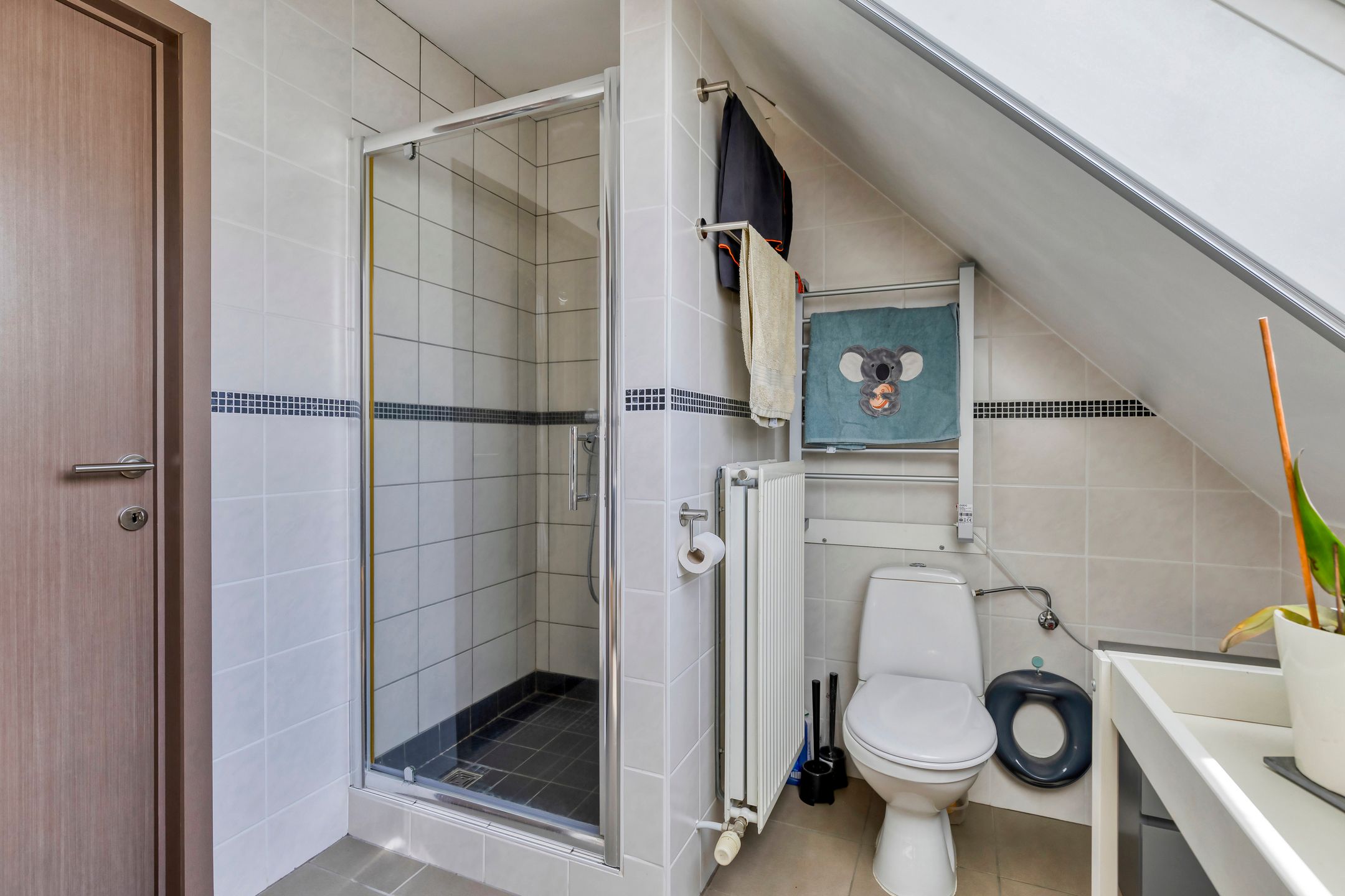 Perfect instapklare woning met 3 slaapkamers op 13 are foto 14