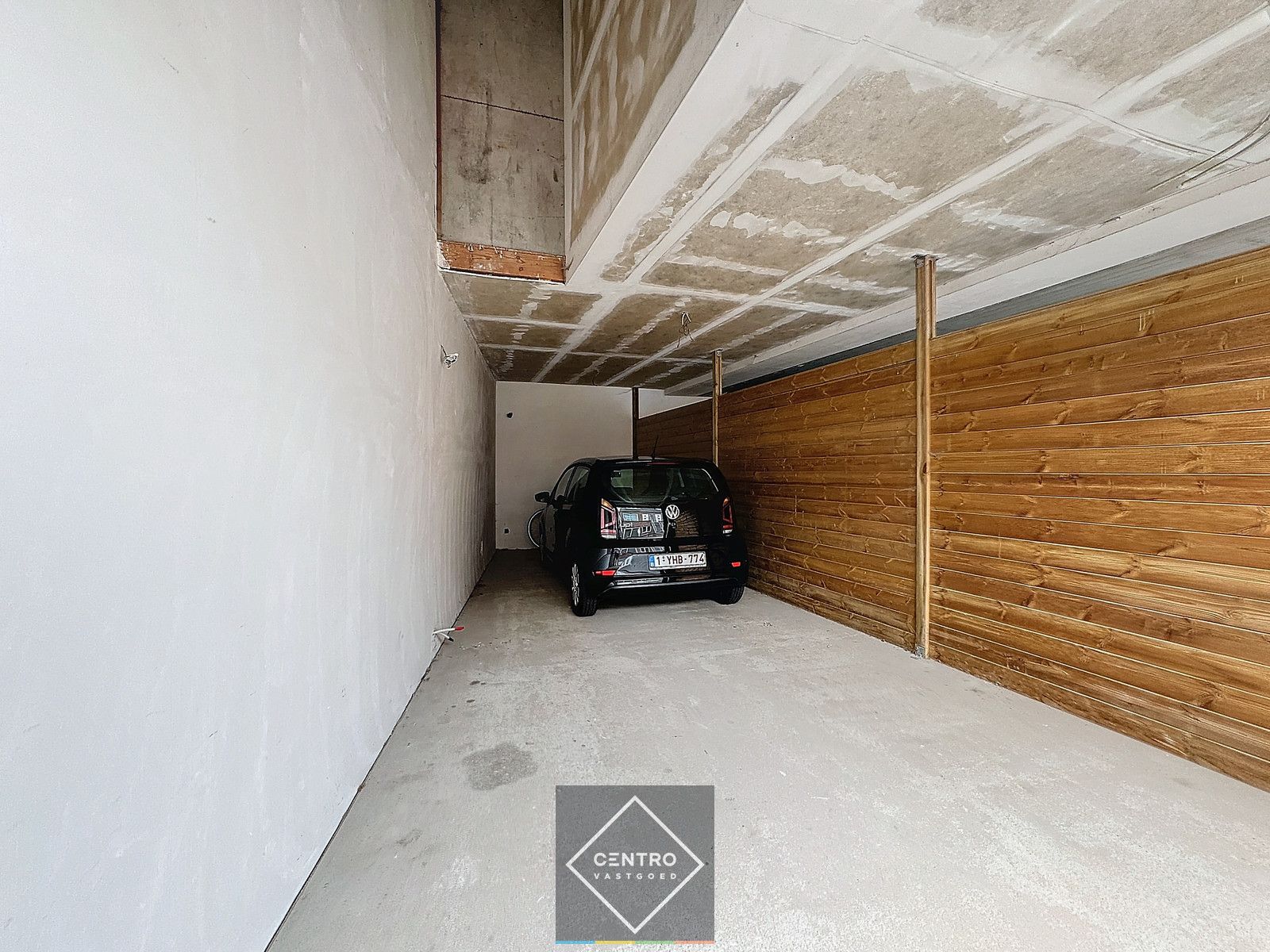 Ruime ENERGIEZUINIGE woning met 2 slpks én met DUBBELE garage! foto 16