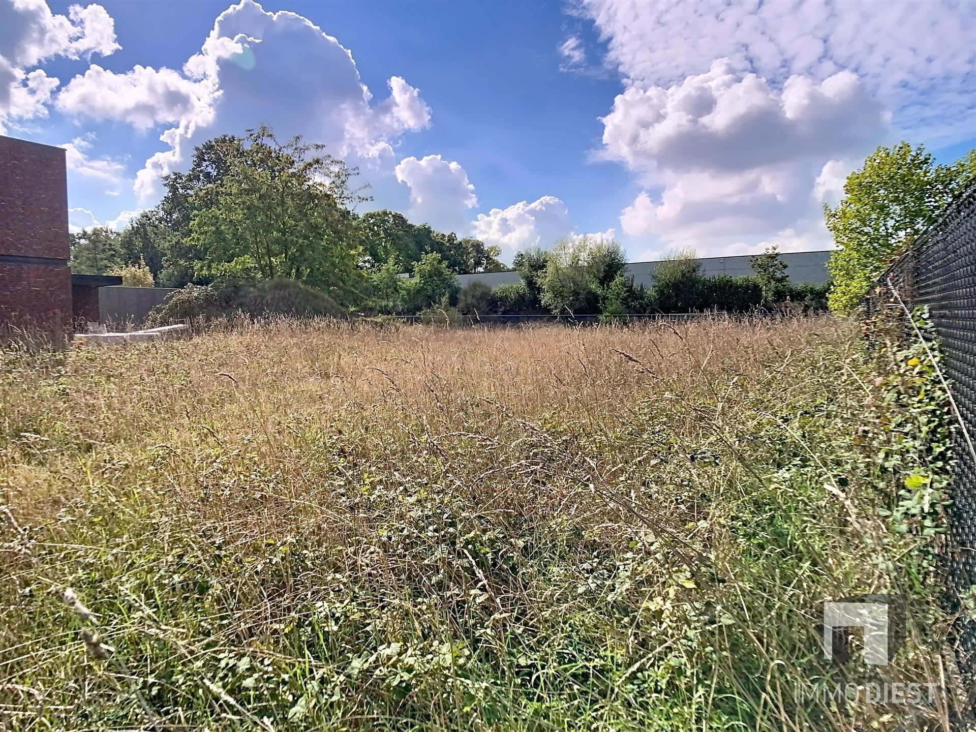 Bouwgrond in het groen met perfecte oriëntatie foto 16