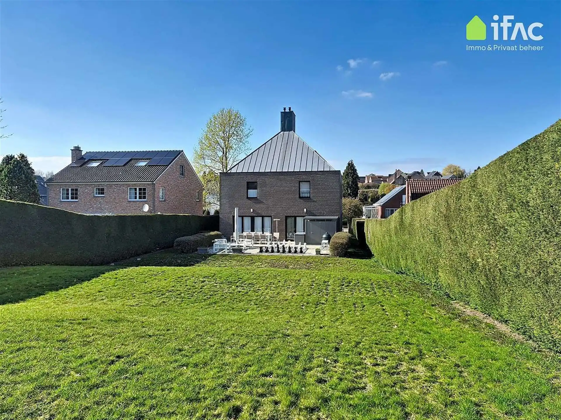 Ruime villa 6 slpks, 2 bureaus, 5 badkamers op +/-17are foto 12