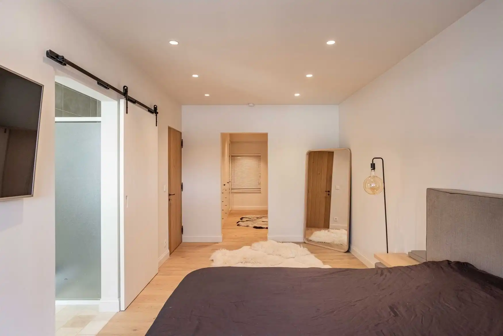 Magazijn van 431 m² met kantoorruimte en woning te Gentbrugge foto 26