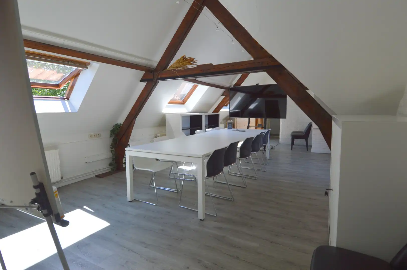 Kantoorruimte te huur op een toplocatie te Kortrijk foto 4