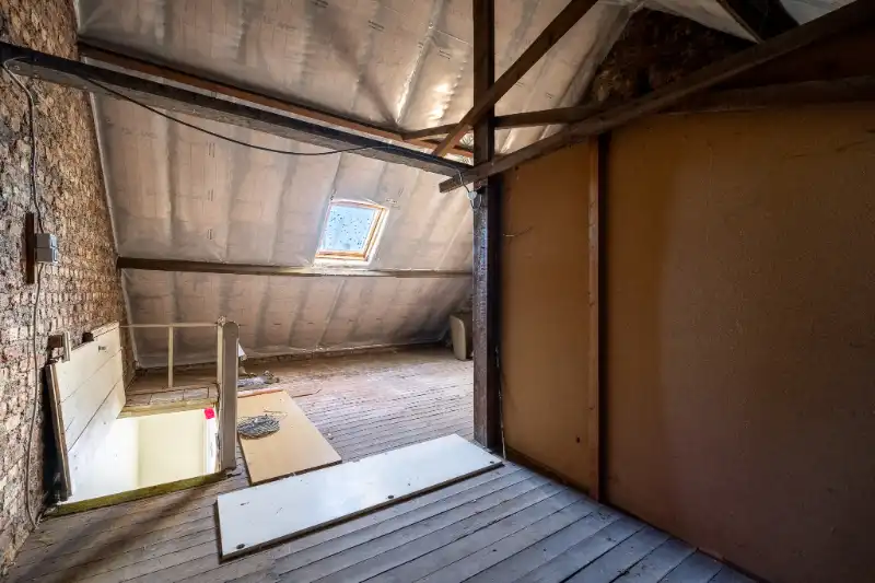 Halfopen woning met uitweg in centrum Ingelmunster. foto 12