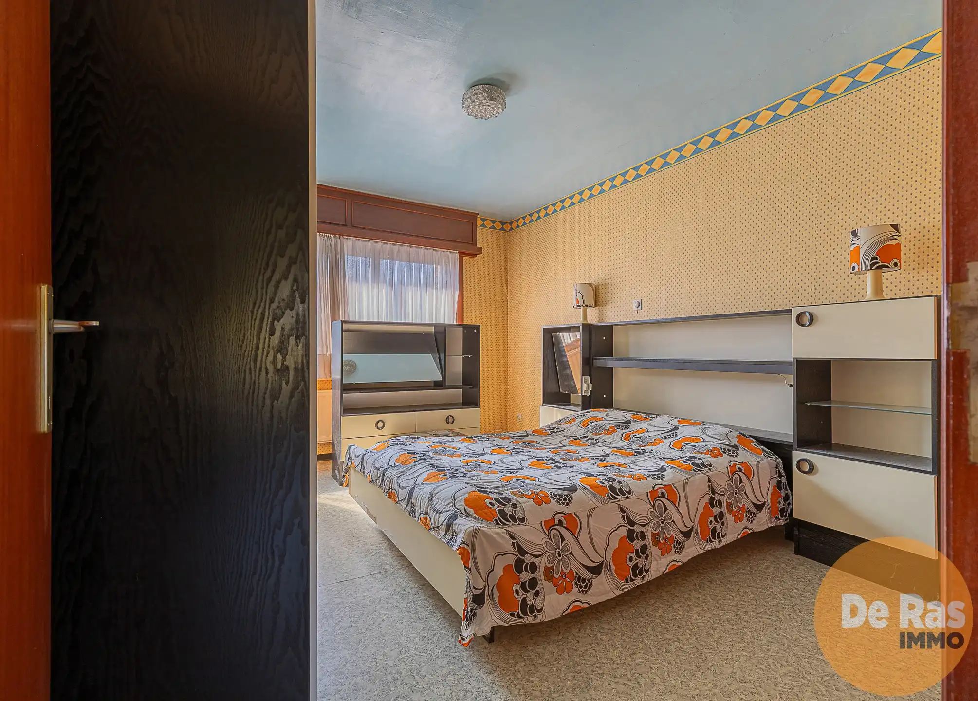 LIEDEKERKE - Ruime renovatiewoning met garage op toplocatie  foto 12