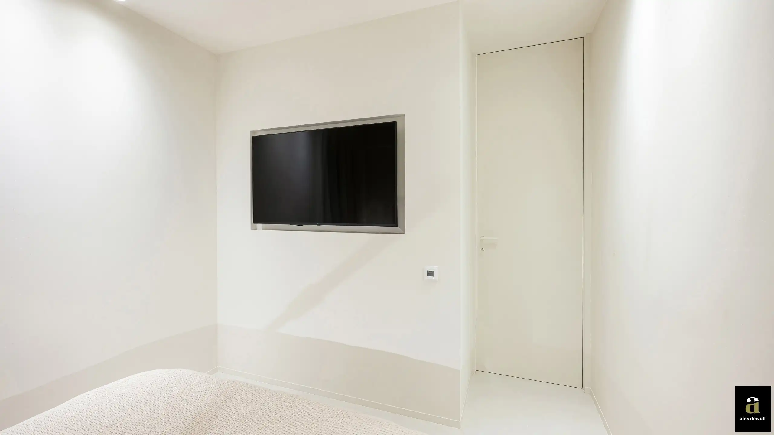 Prachtig zonnig gerenoveerd appartement met zeezicht. foto 11