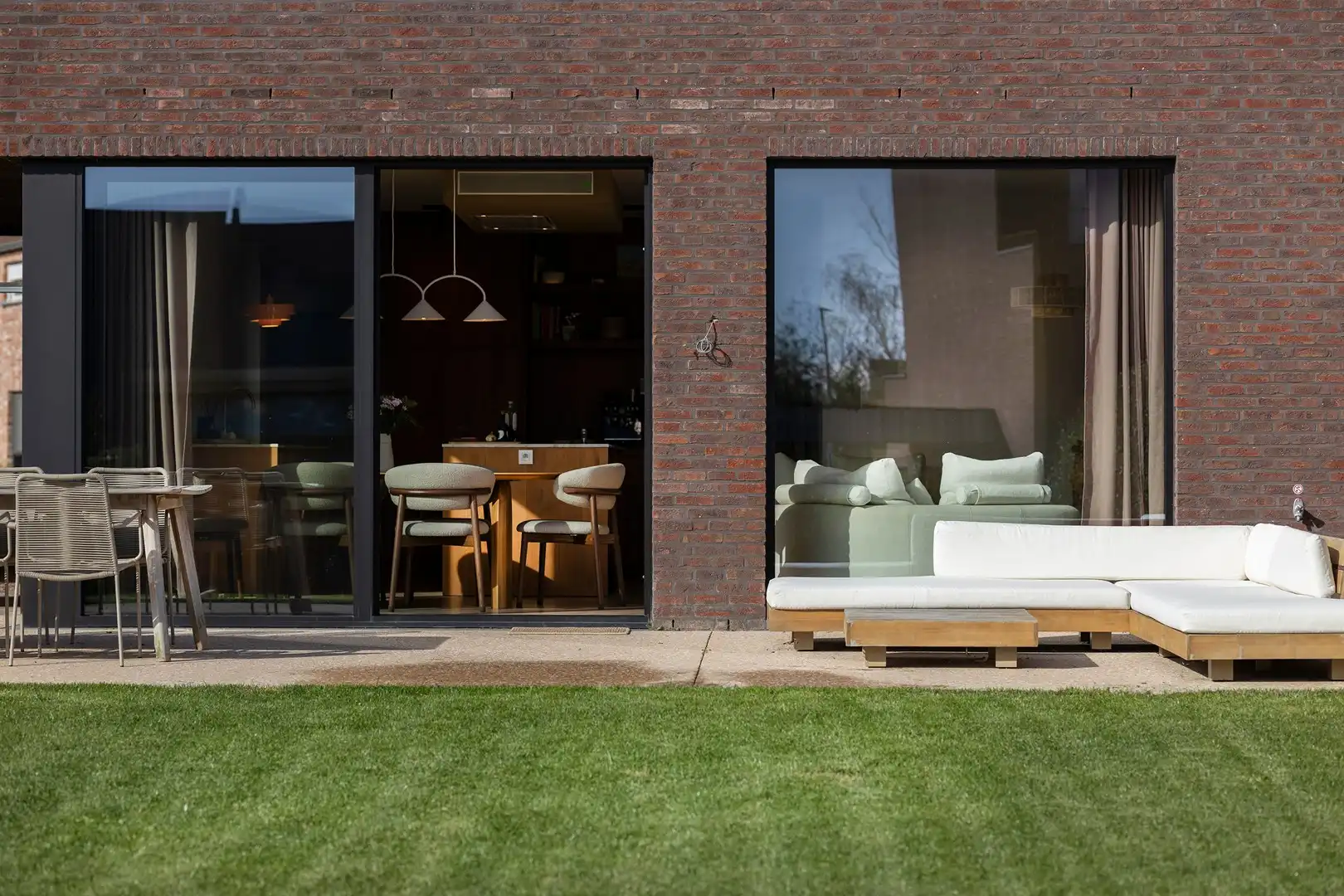 Heel recente, energiezuinige woning met 4 slaapkamers. foto 13