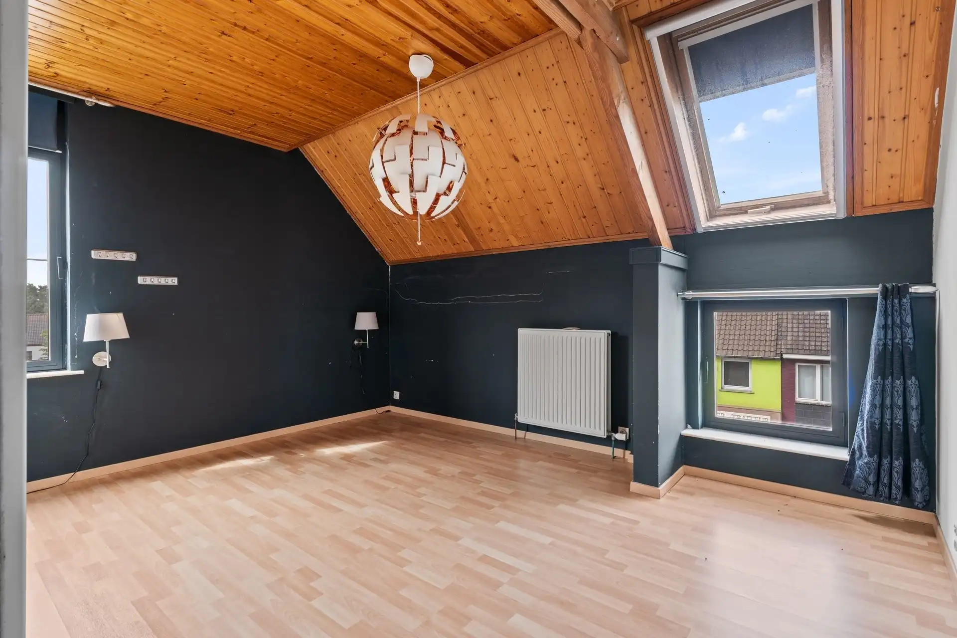 Zeer ruim duplex appartement met groot terras, beroepsruimte en garage van 70m² foto 16