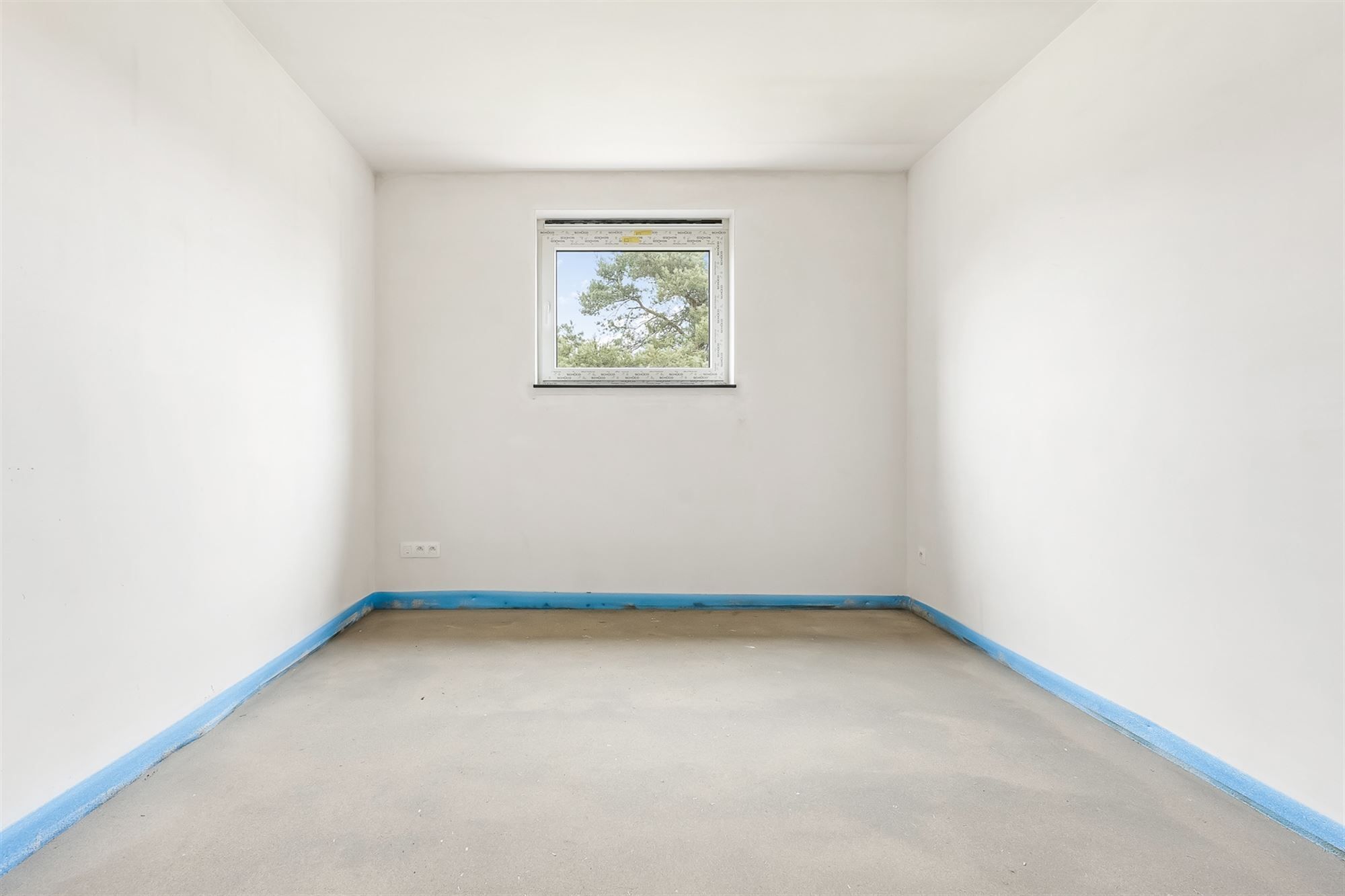 VOLLEDIG AFGEWERKTE NIEUWBOUWWONING IN DOODLOPENDE STRAAT foto 19